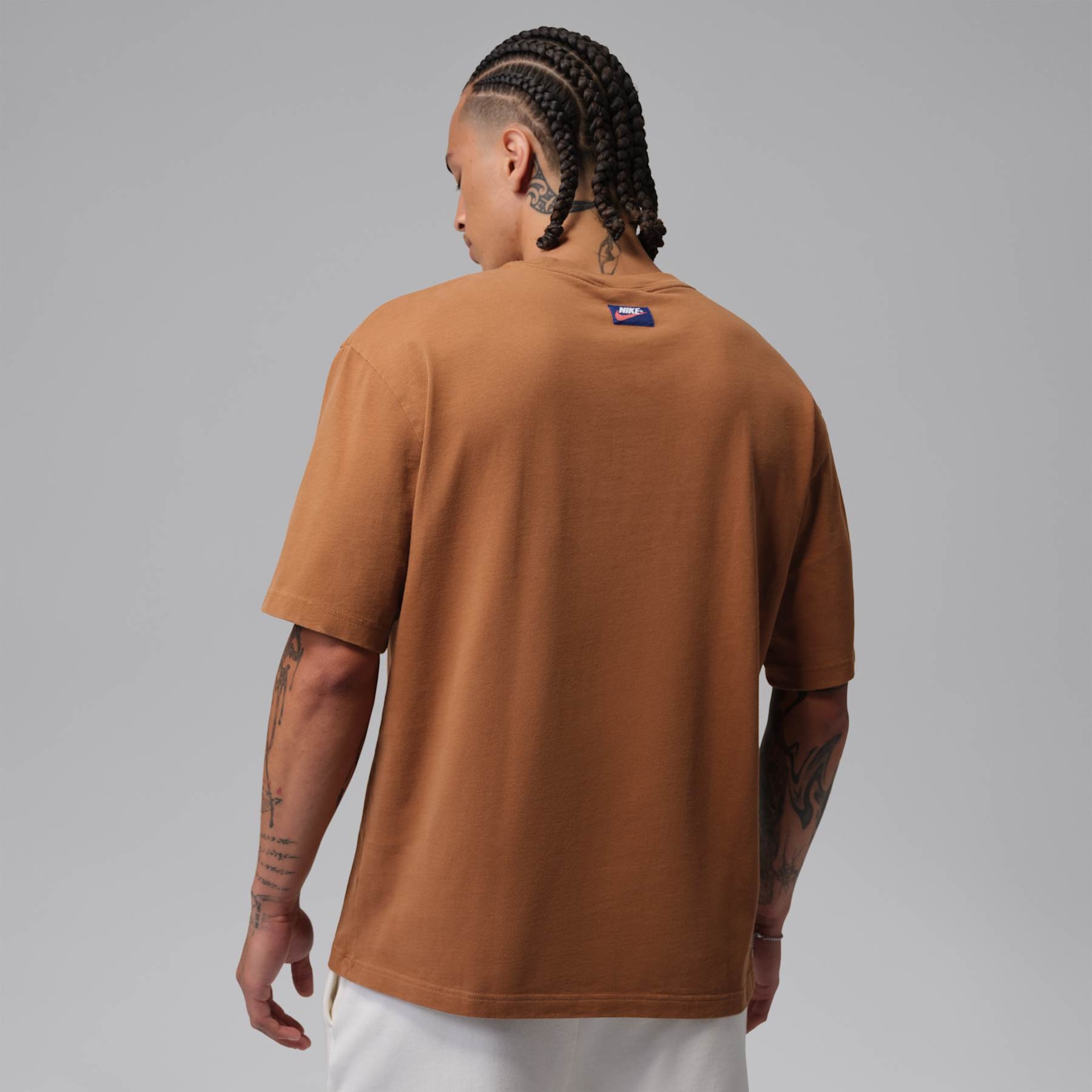 Camiseta Jordan Flight Essentials 85 com Bolso Masculina - Foto 2