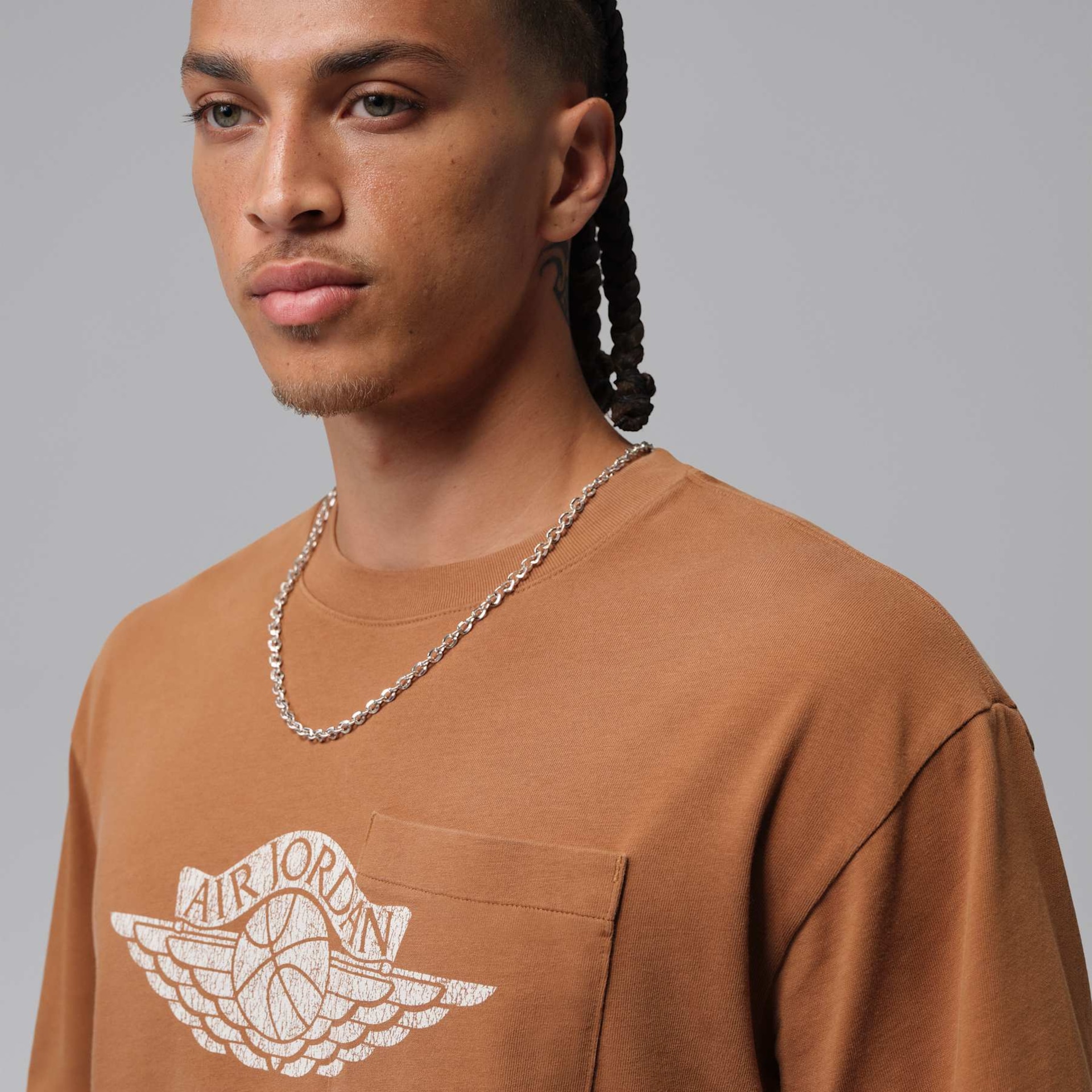 Camiseta Jordan Flight Essentials 85 com Bolso Masculina - Foto 3