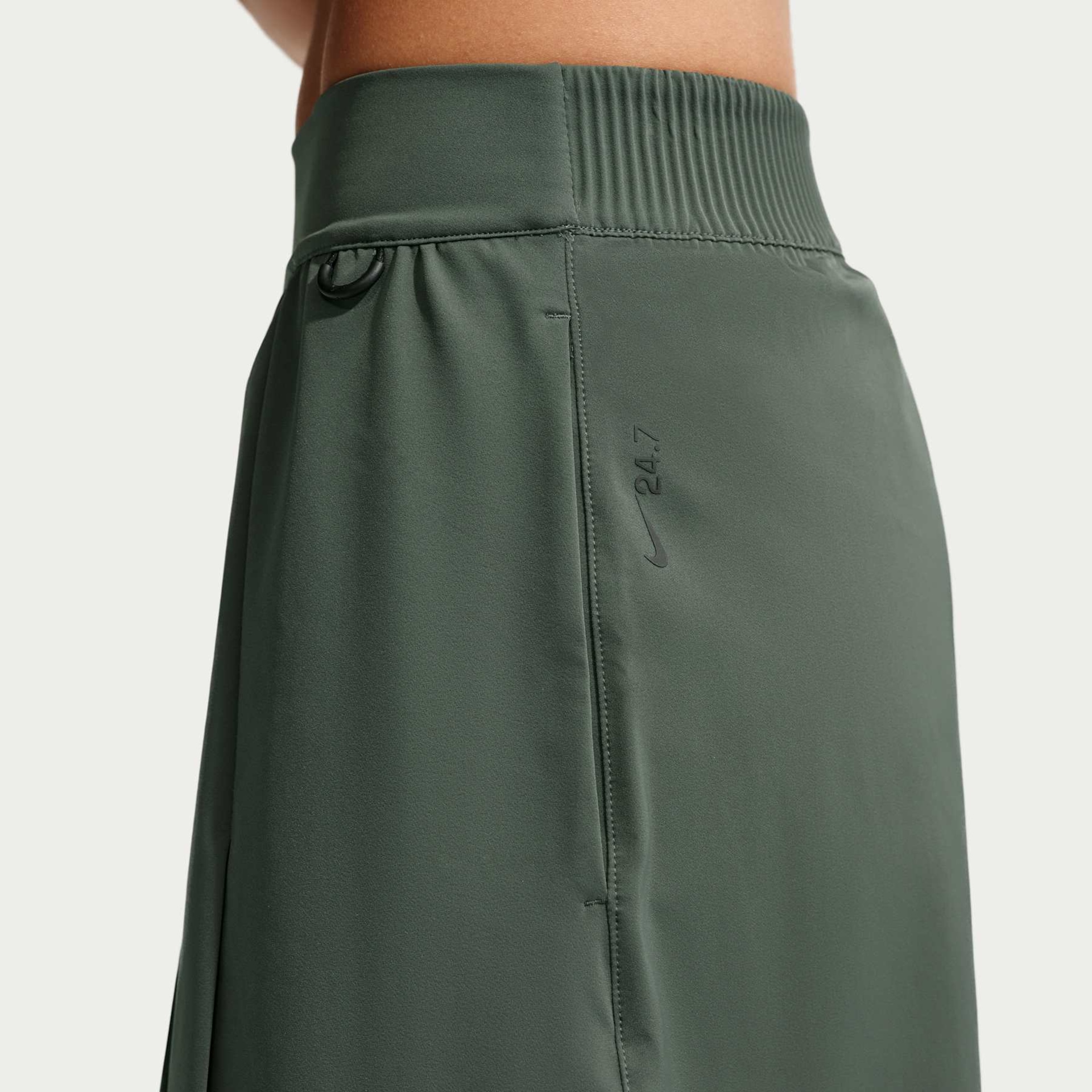 Saia Dri-FIT Nike Plissada 24.7 Feminina - Foto 3