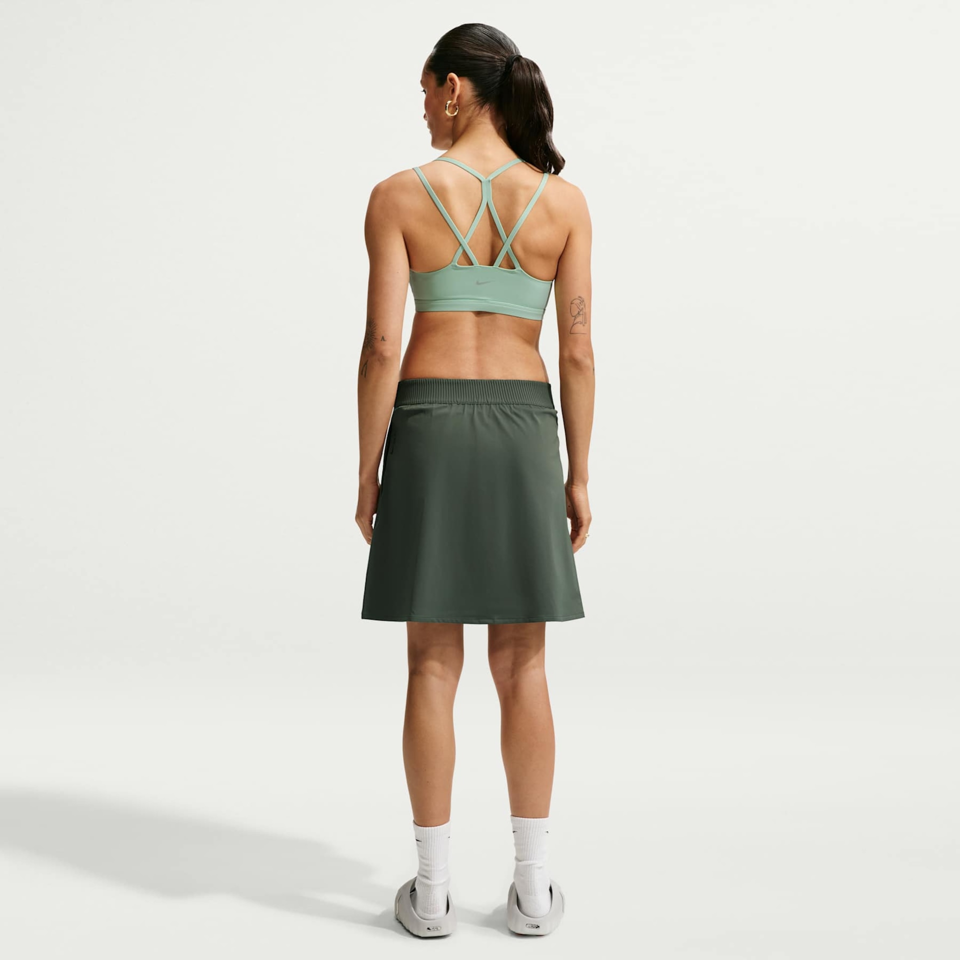 Saia Dri-FIT Nike Plissada 24.7 Feminina - Foto 5