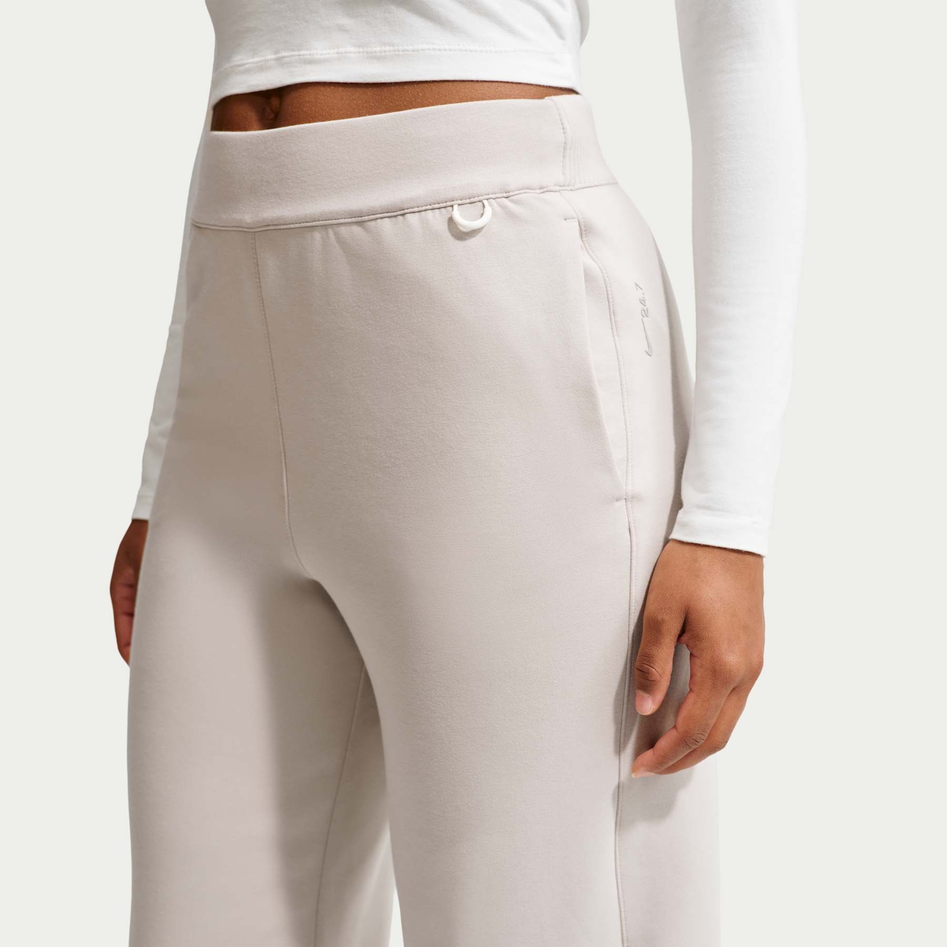 Calça Dri-FIT Nike Soft Knit 24.7 Feminina - Foto 2