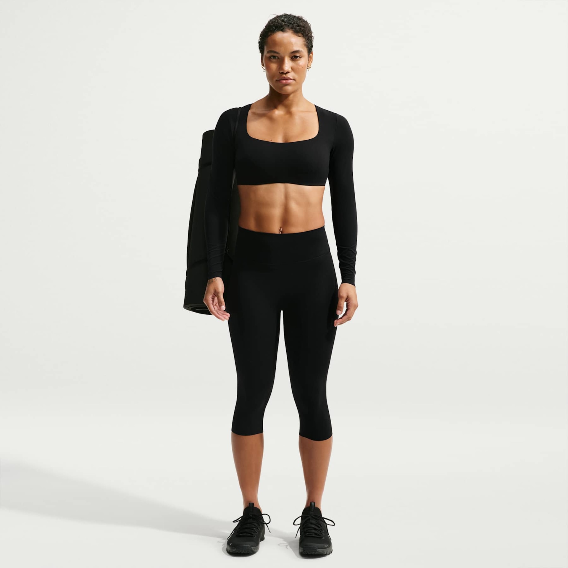 Top Dri-FIT Nike Manga Longa Zenvy Feminino - Foto 4
