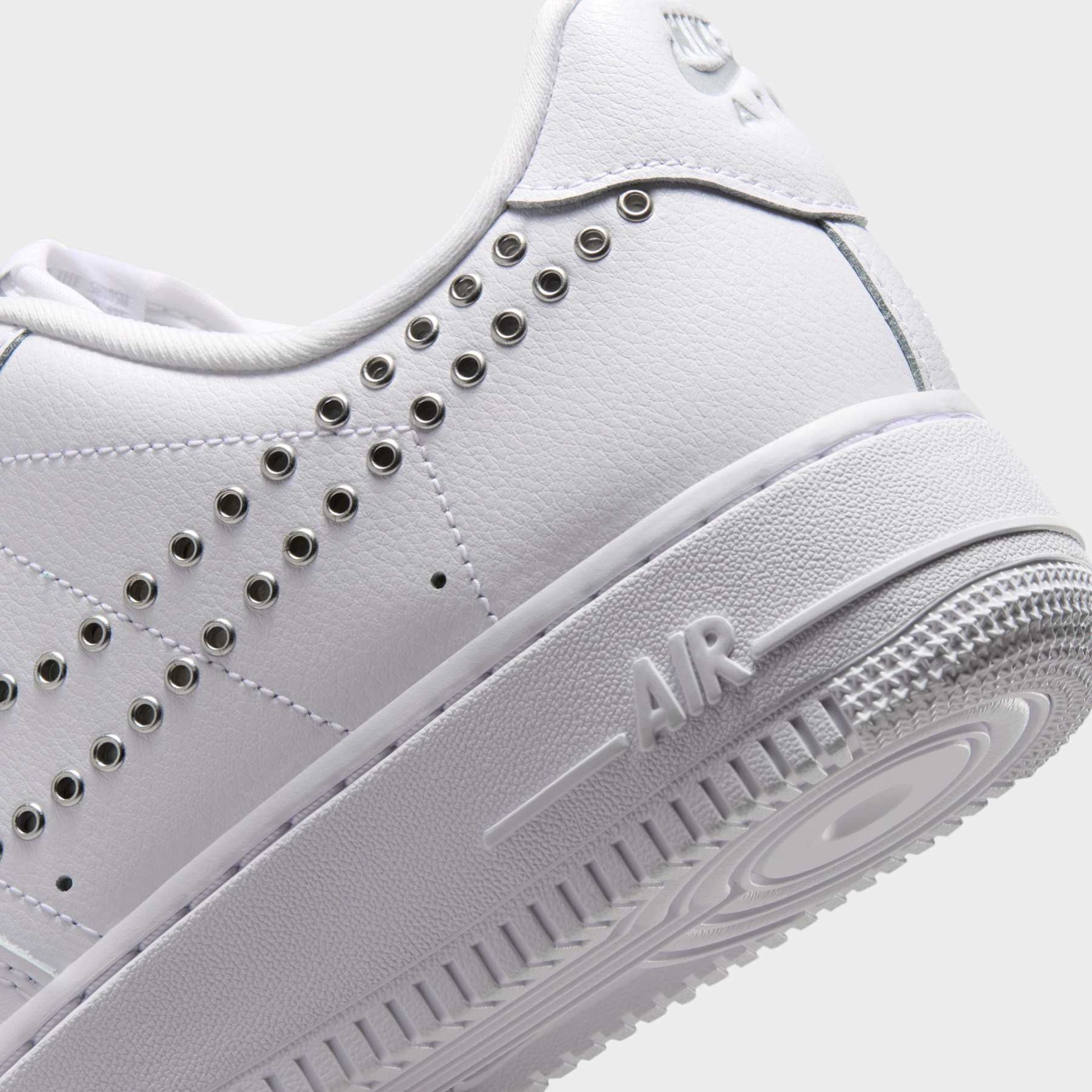 Tênis Nike Air Force 1 '07 LV8 Feminino - Foto 8
