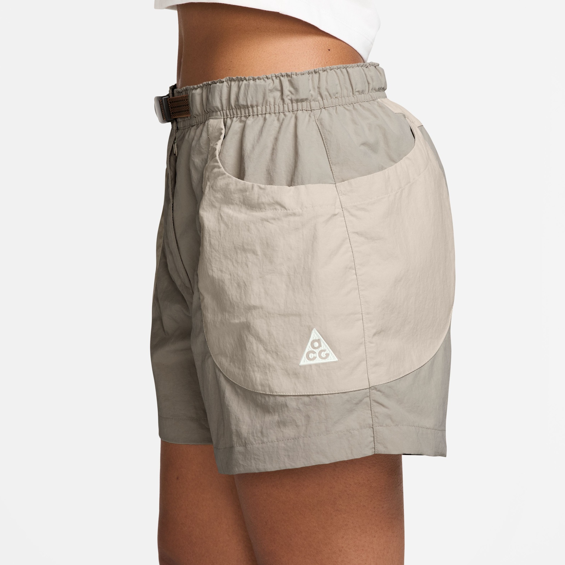 Shorts Nike ACG Dolomiti Feminino - Foto 2