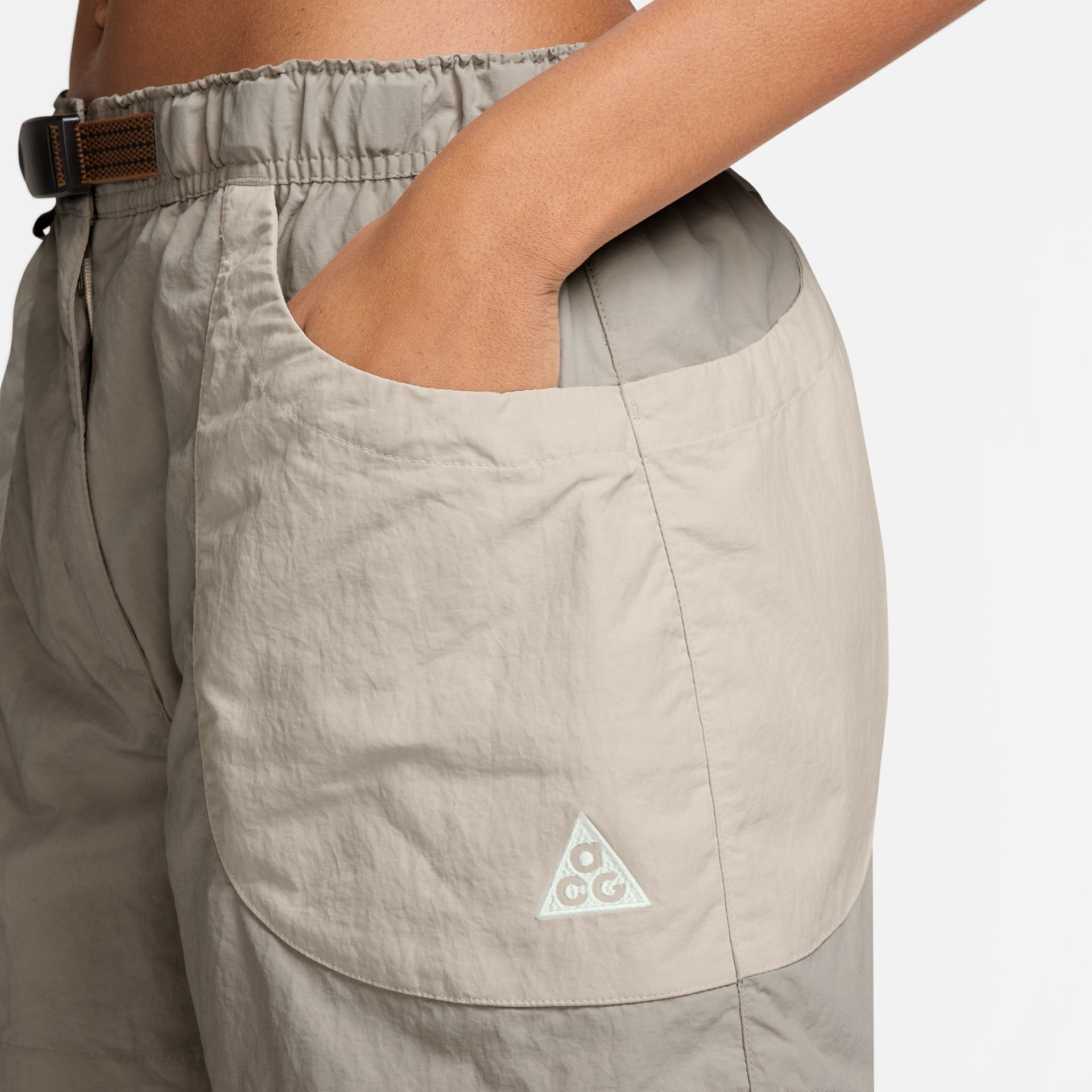 Shorts Nike ACG Dolomiti Feminino - Foto 3
