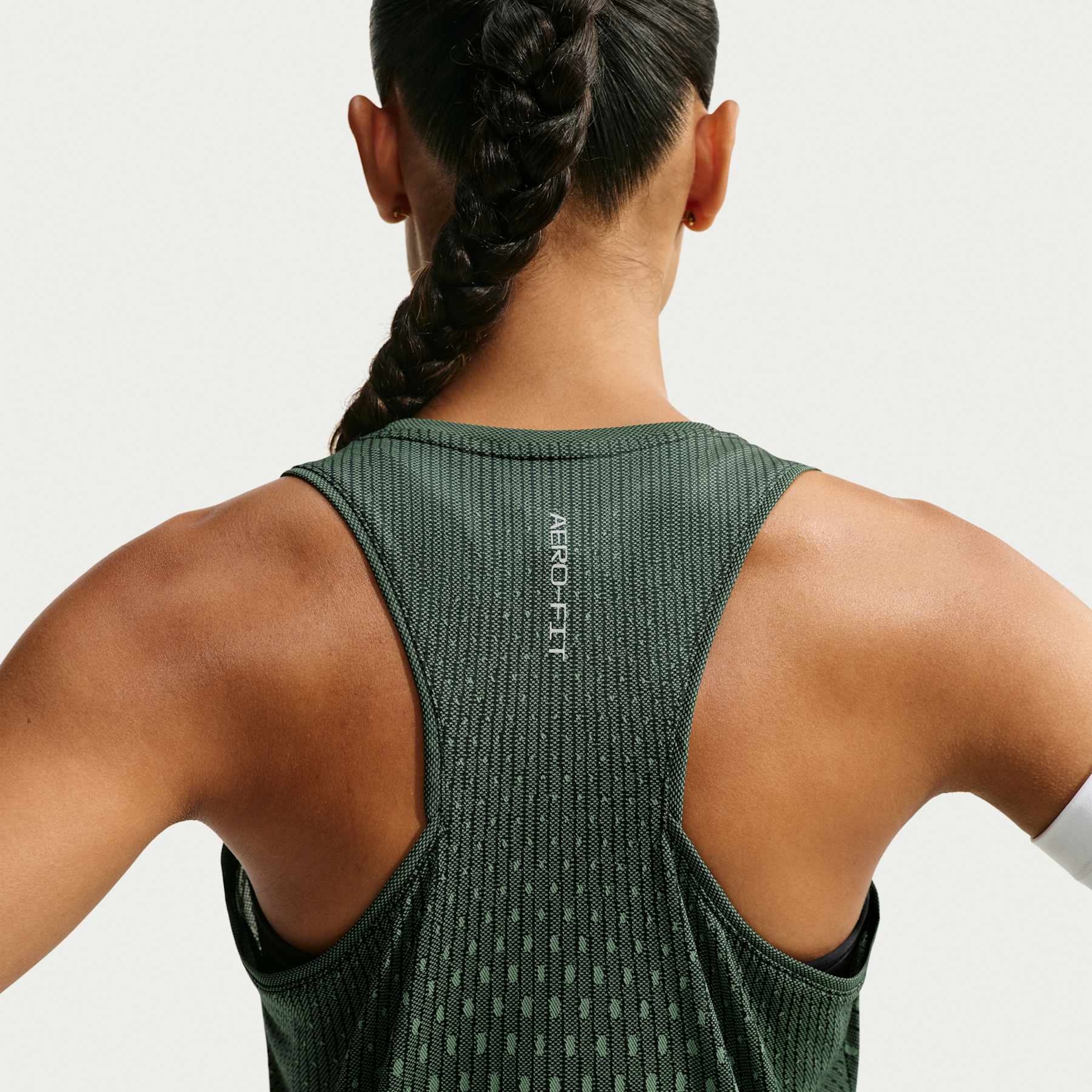 Regata Nike Aero-FIT Swift Feminina - Foto 3