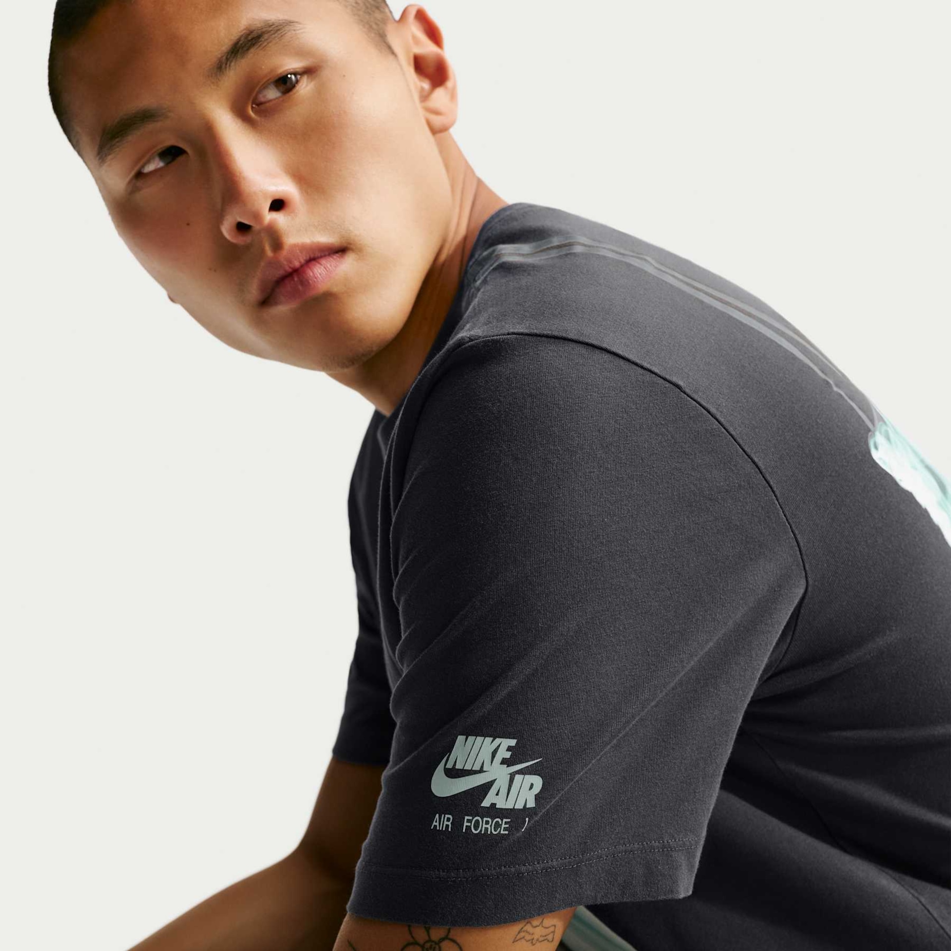 Camiseta Nike Sportswear Washed FMRN Masculina - Foto 3
