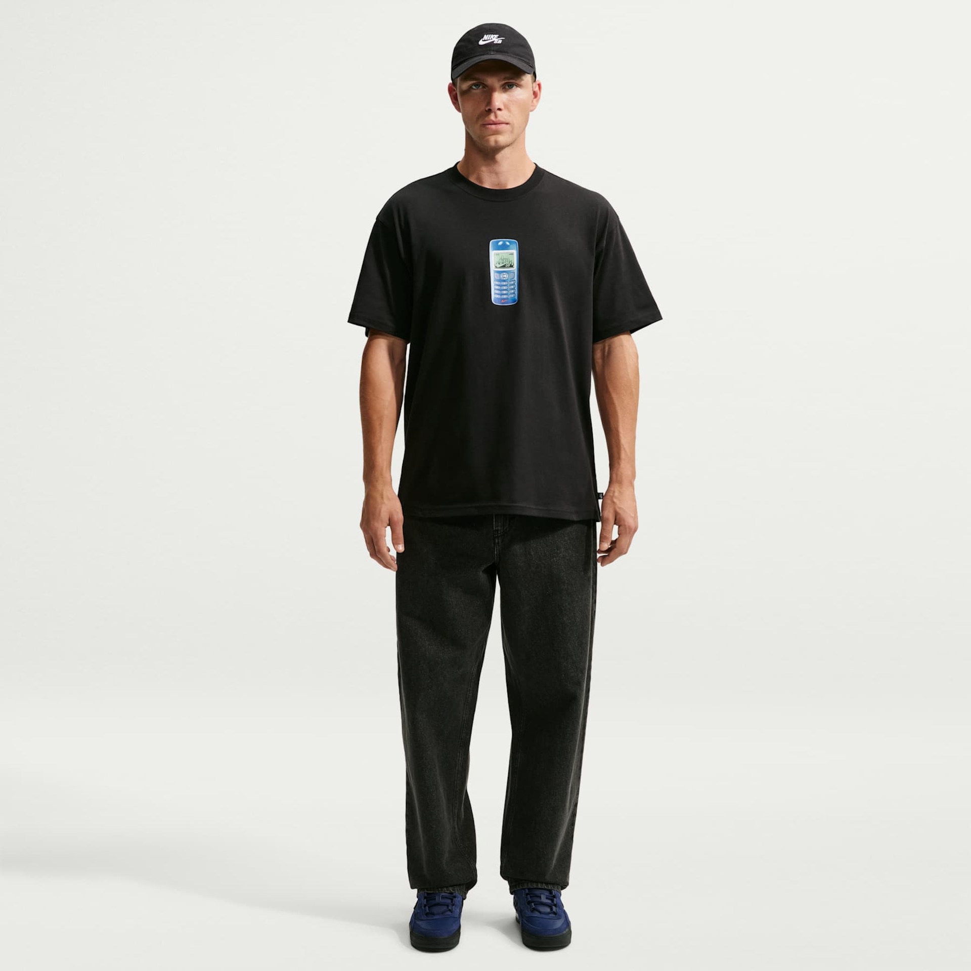 Camiseta Nike SB Phone Unissex - Foto 4