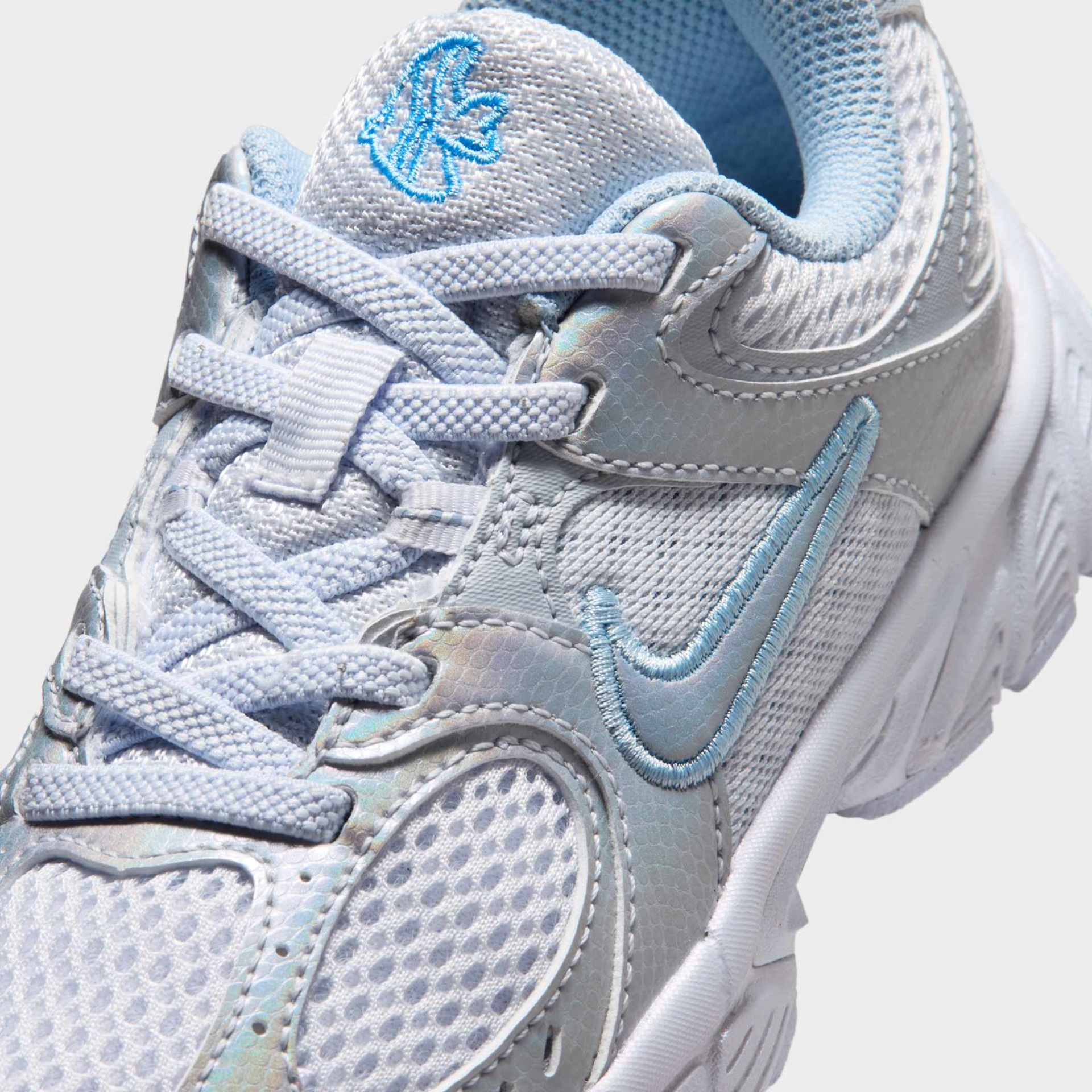 Tênis Nike V5 Runner Infantil - Foto 7