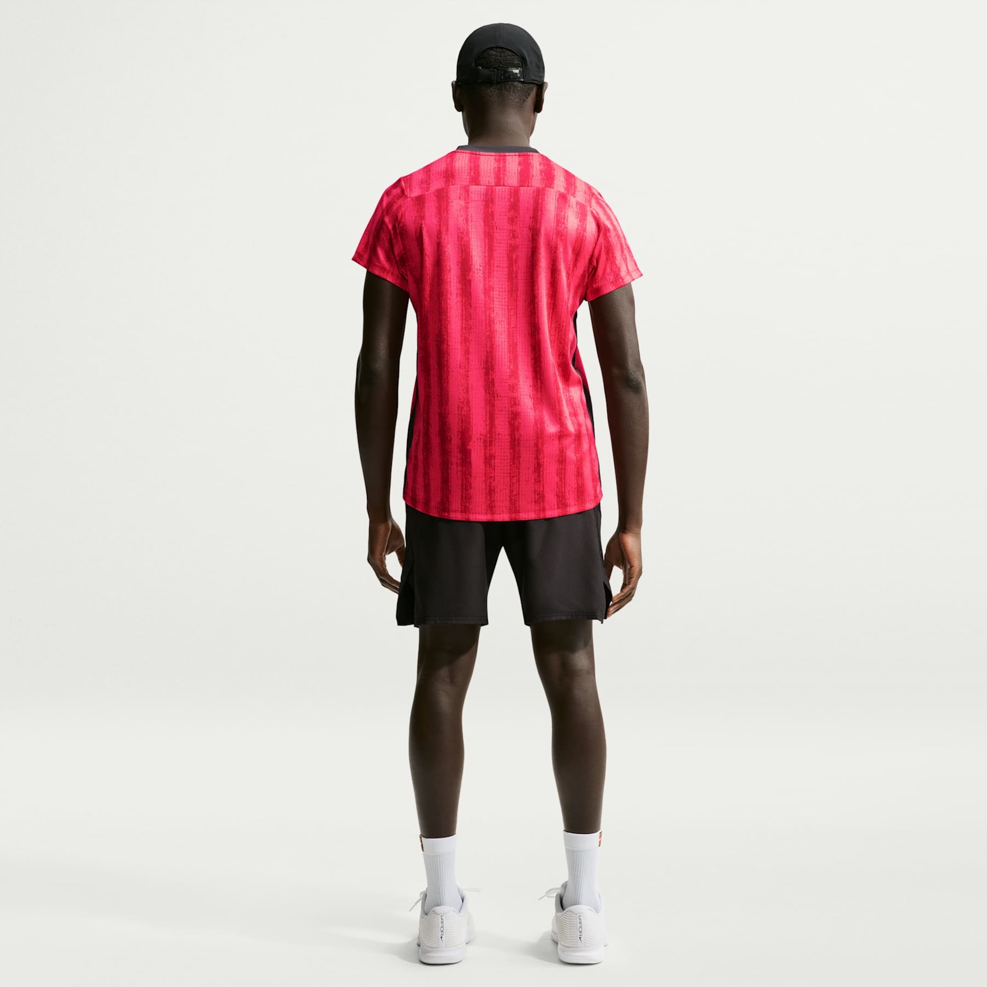 Camiseta Dri-FIT Nike Court Victory Print Masculina - Foto 5