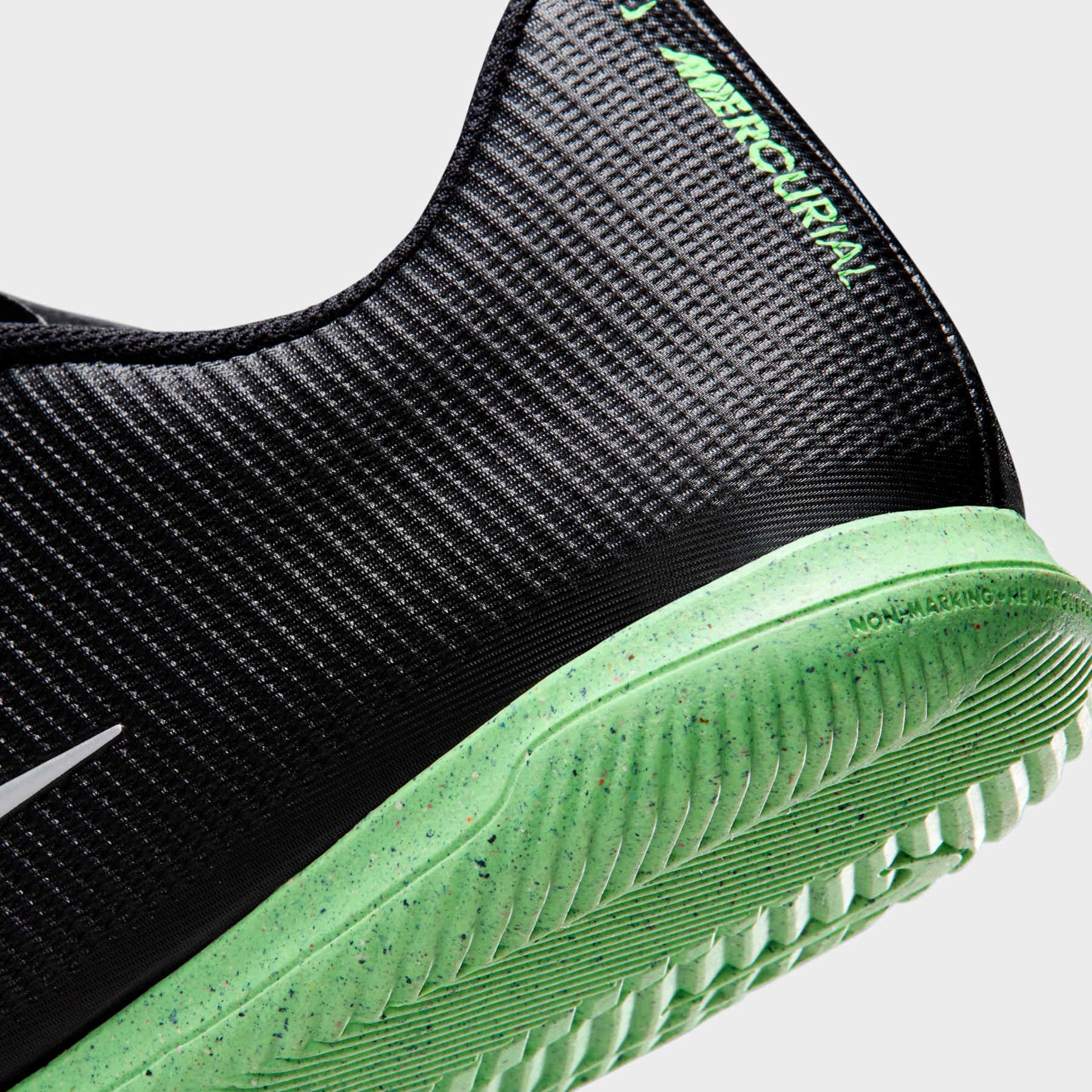 Chuteira Futsal Nike Mercurial Vapor 17 Club - Foto 8