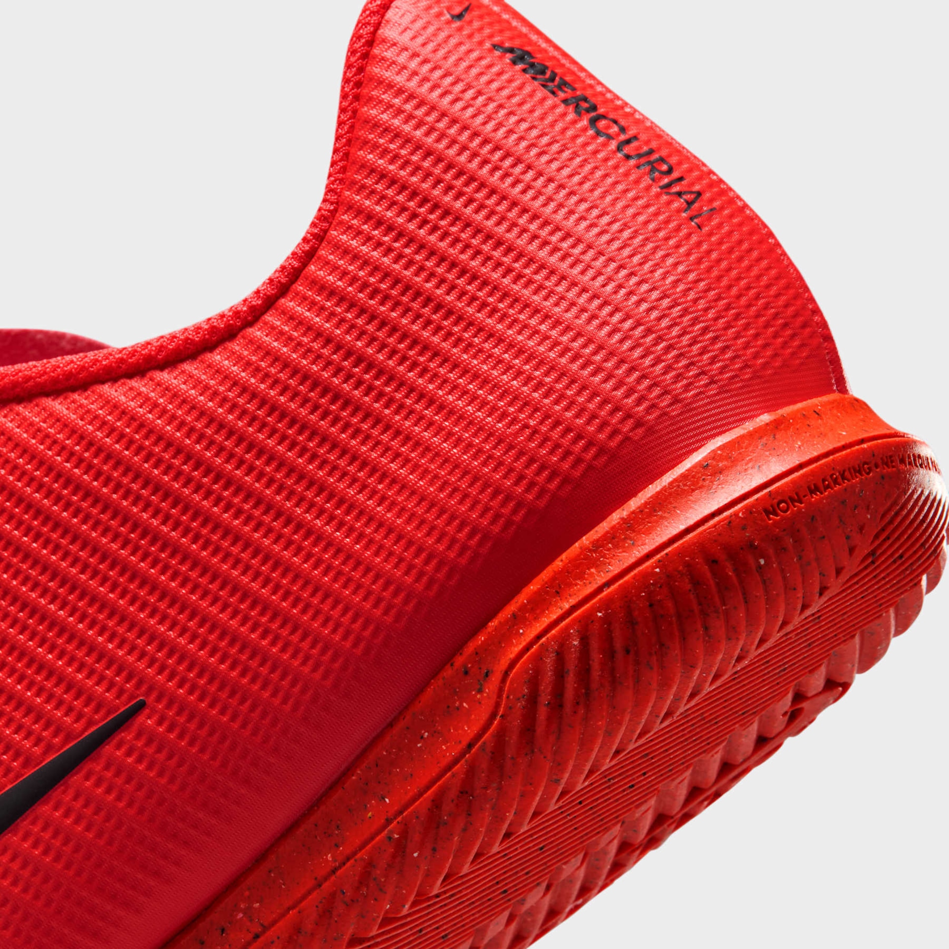 Chuteira Futsal Nike Mercurial Vapor 17 Club - Foto 8