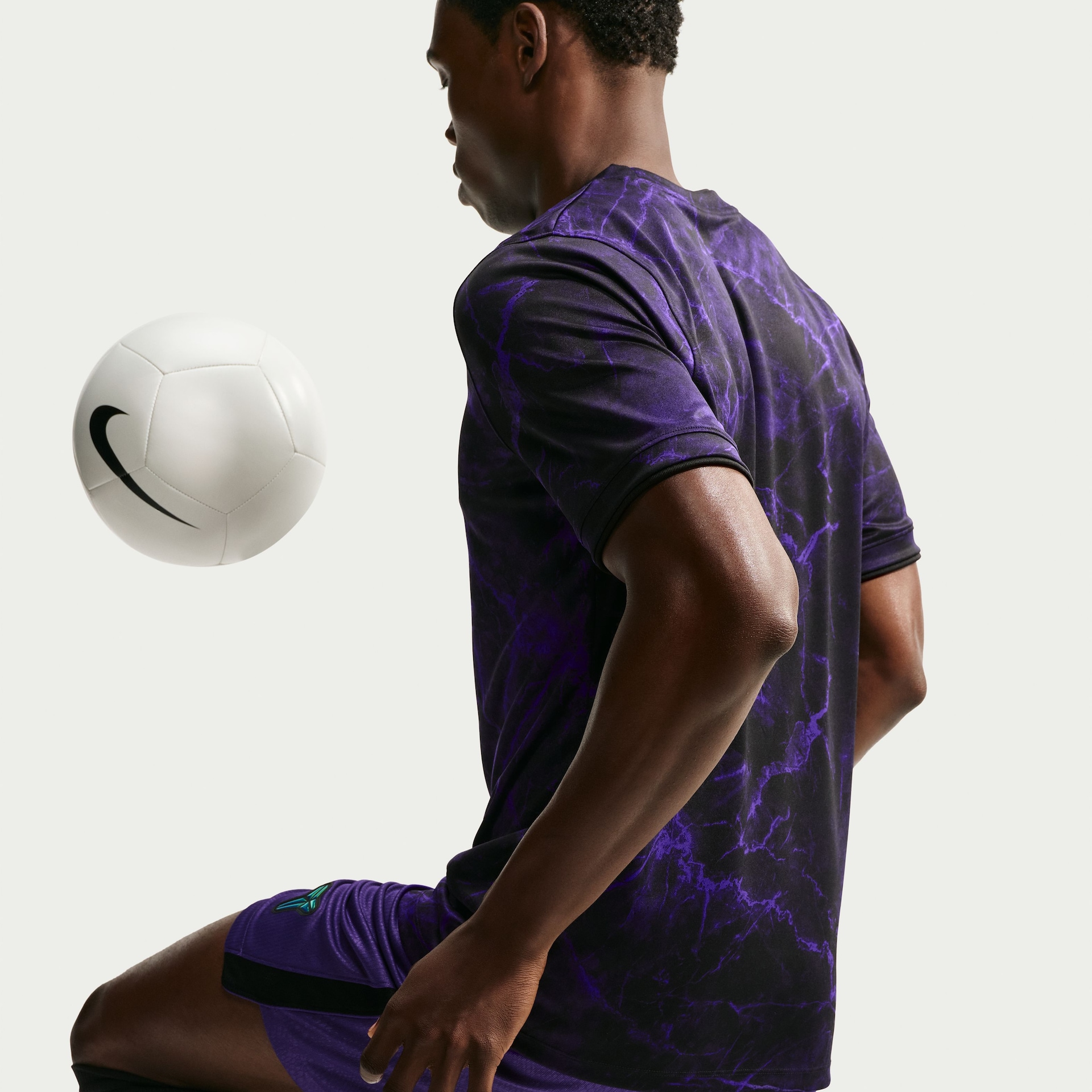 Camiseta Barcelona Nike Strike Masculina - Foto 3