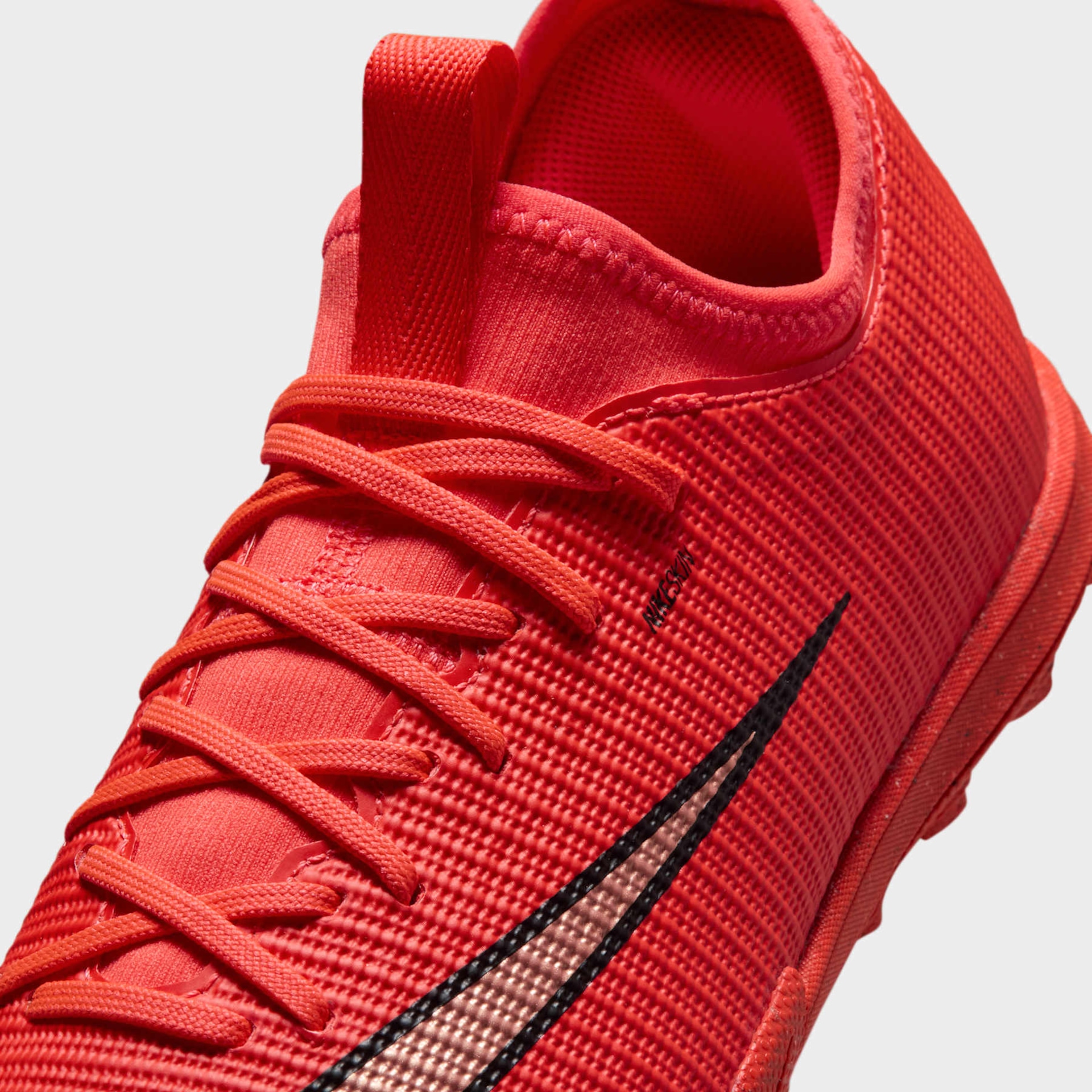 Chuteira Society Nike Mercurial Vapor 17 Academy Infantil - Foto 7