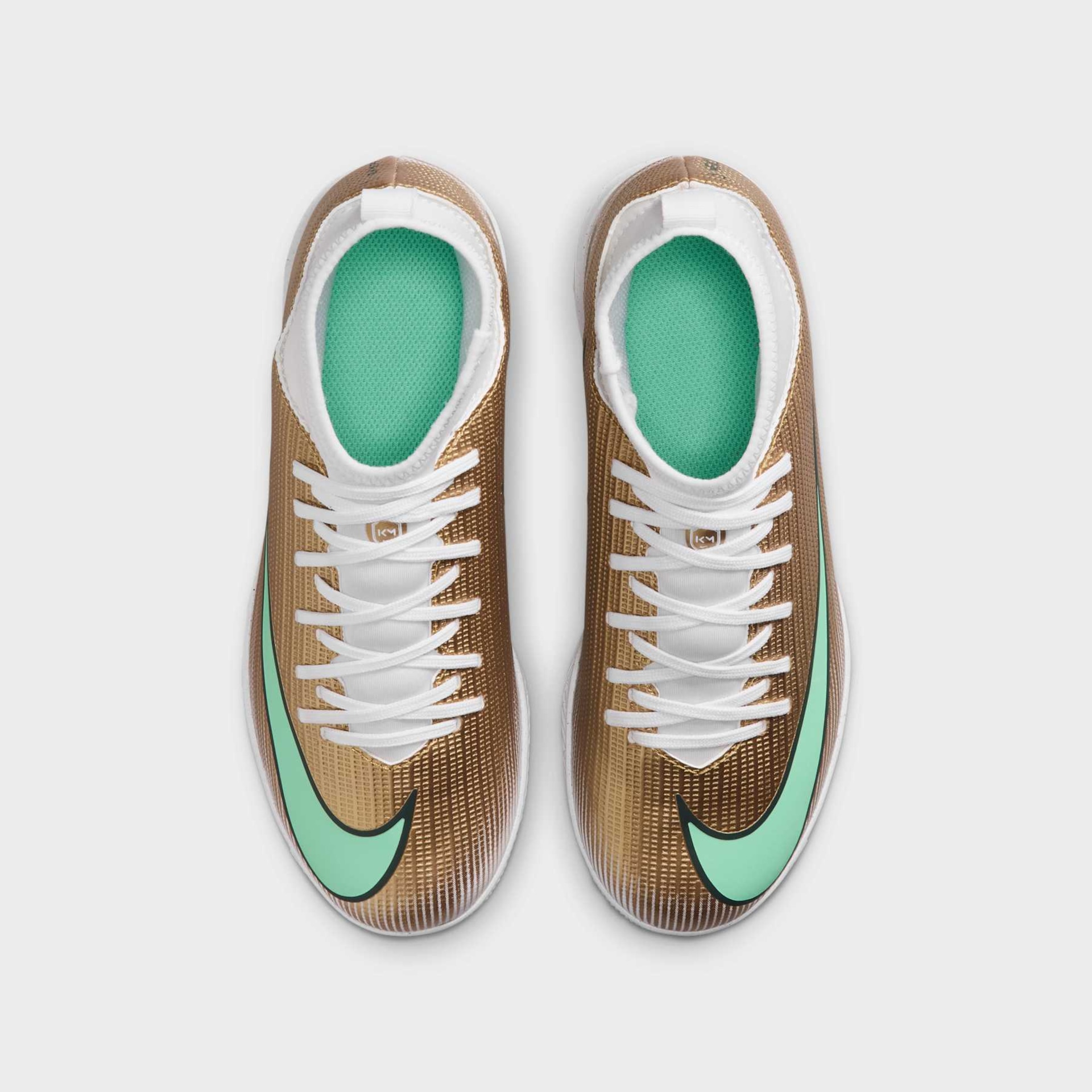 Chuteira Futsal Kyllian Mbappé Nike Mercurial Superfly 11 Club Infantil - Foto 4