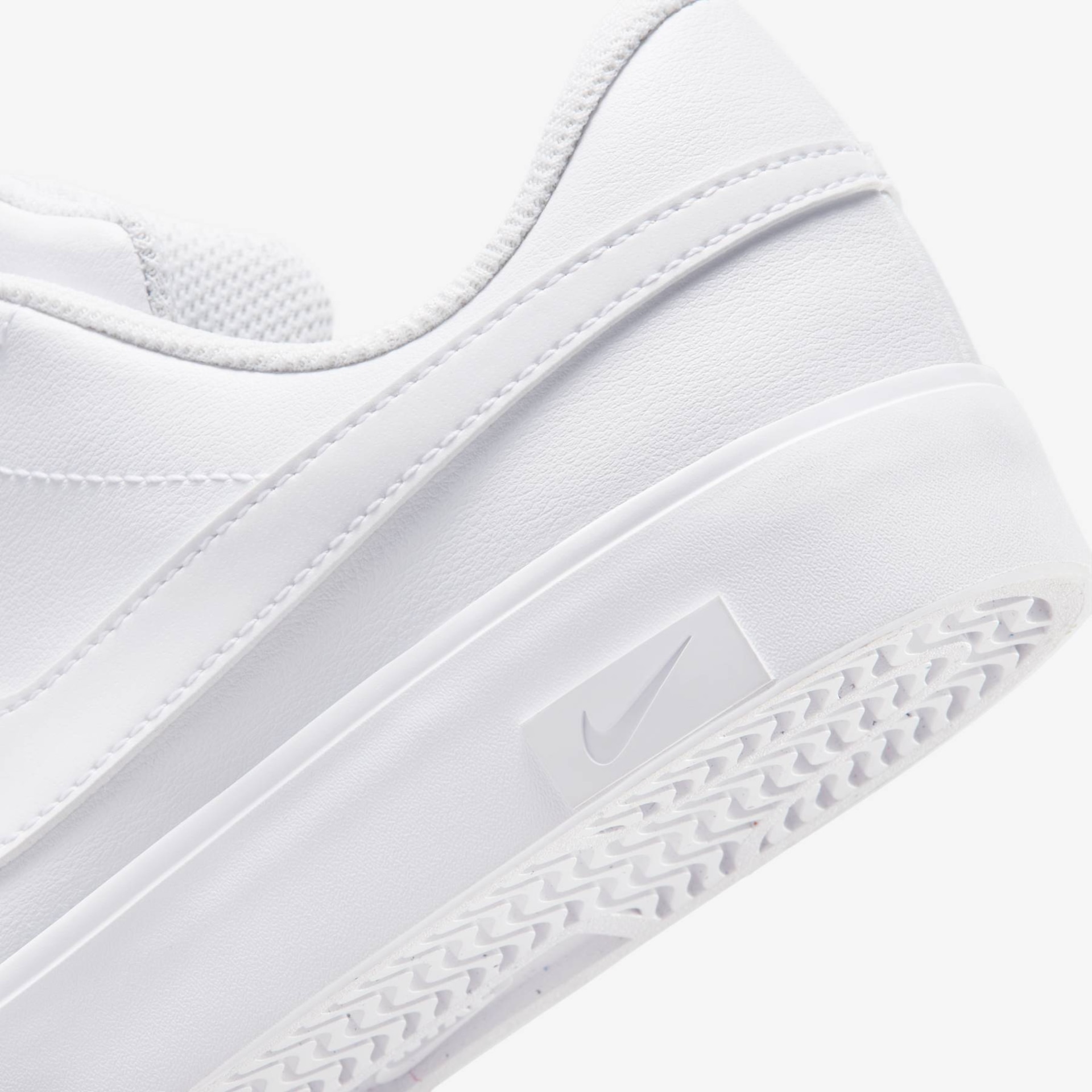 Tênis Nike Essential Infantil - Foto 8