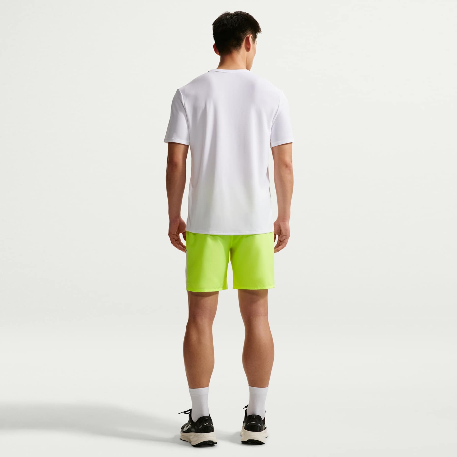 Shorts Dri-FIT Nike Miler Masculino - Foto 5