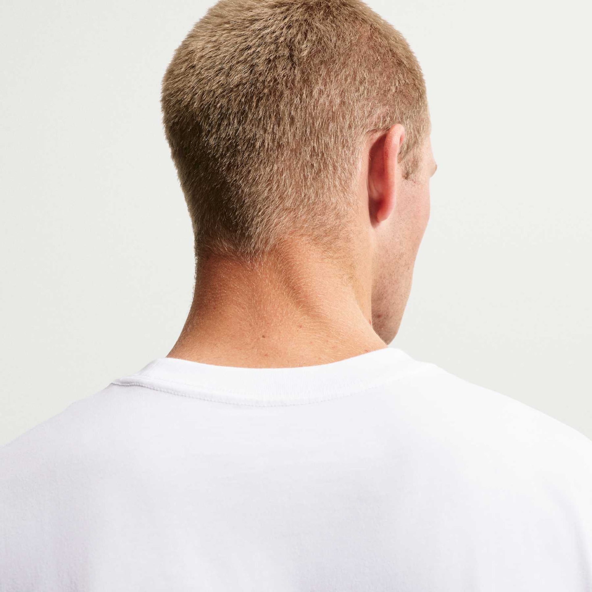 Camiseta Nike SB Logo Fill Unissex - Foto 2