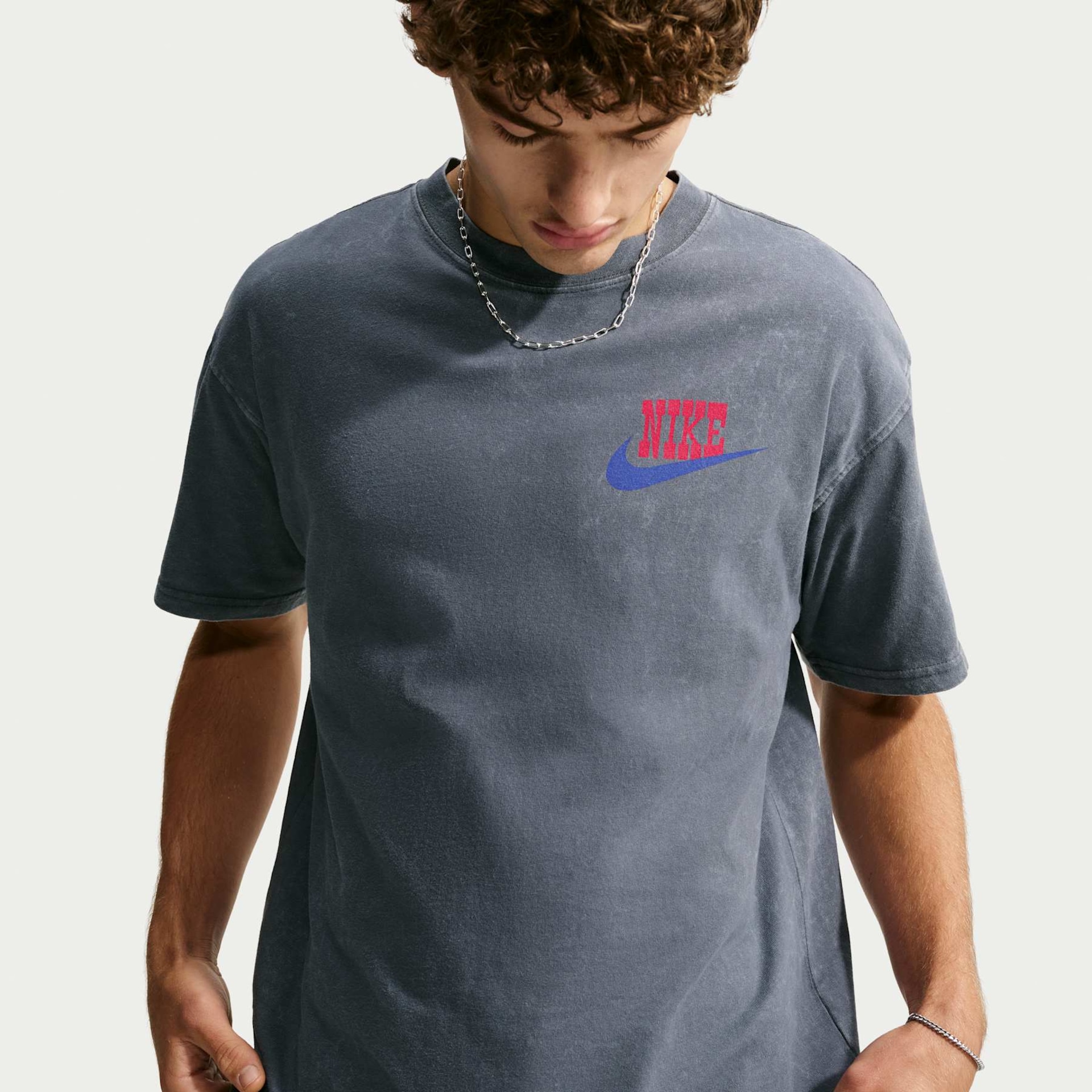 Camiseta Nike Sportswear Athletic West DNA Masculina - Foto 3