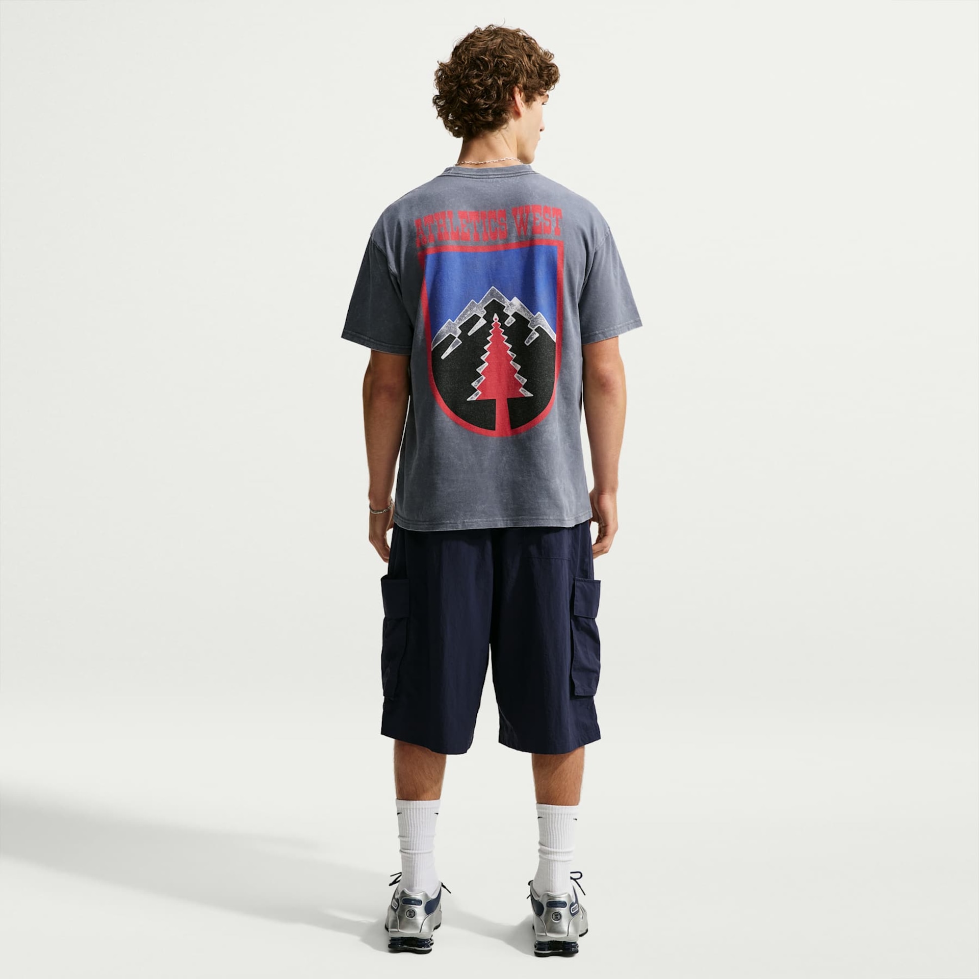 Camiseta Nike Sportswear Athletic West DNA Masculina - Foto 5