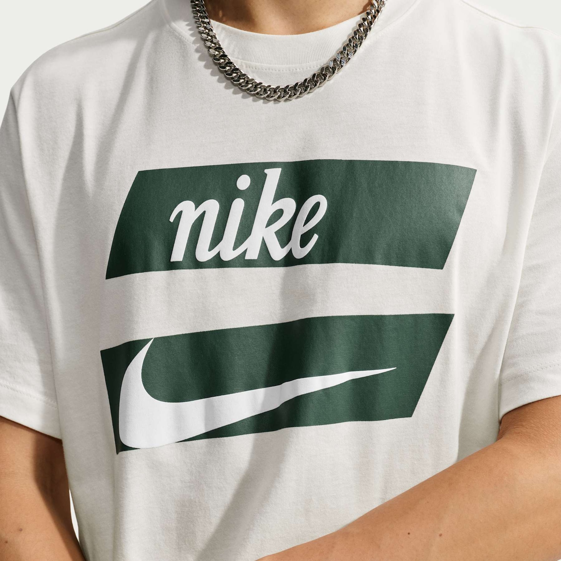 Camiseta Nike Sportswear Club Connect Brand Masculina - Foto 3