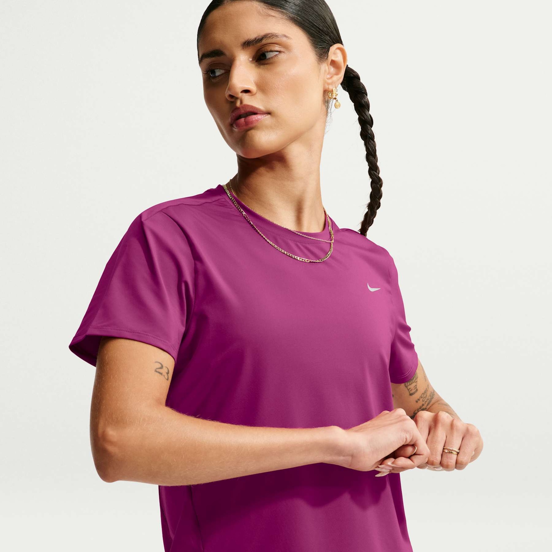 Imagem principal de Camiseta Dri-FIT Nike Swift Feminina