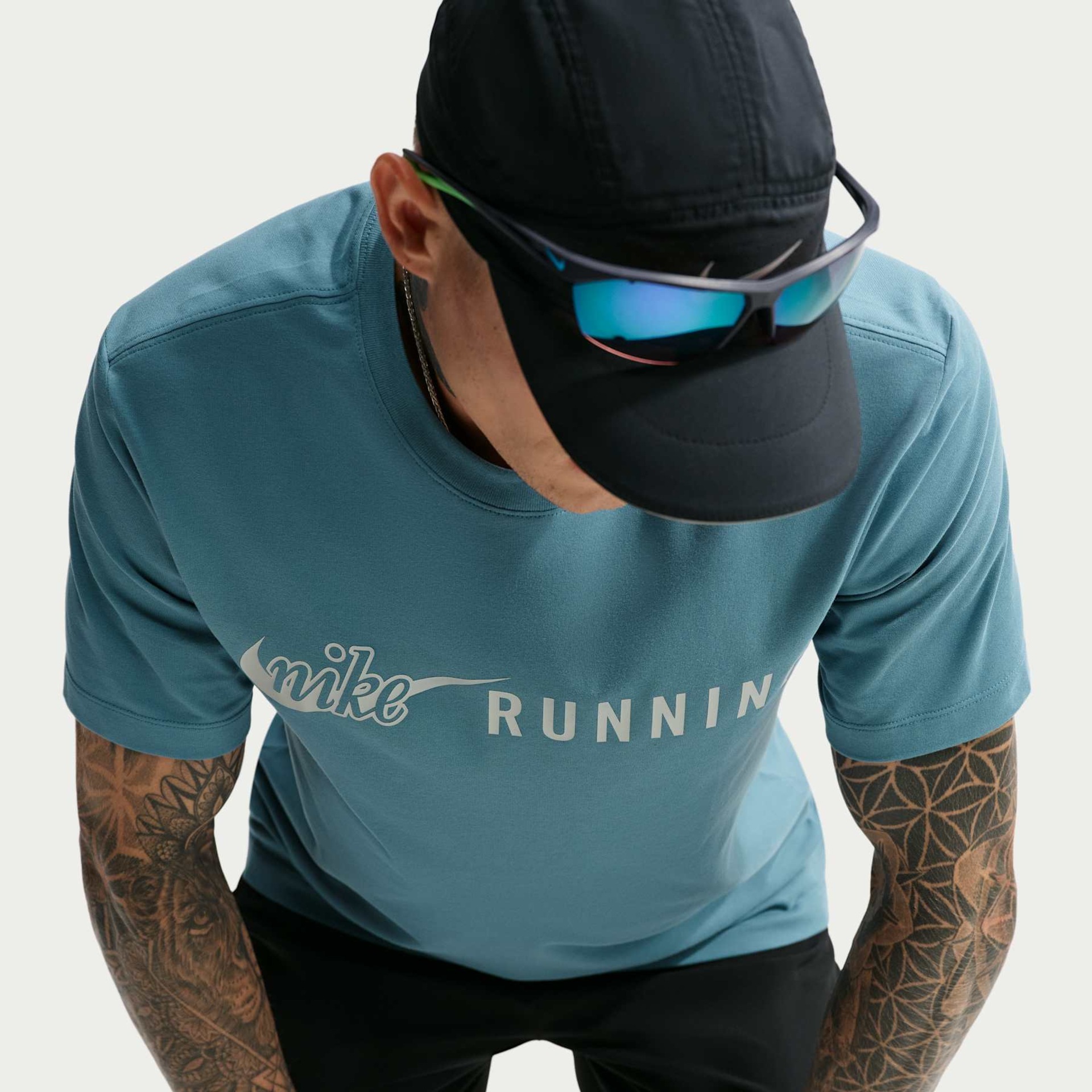 Camiseta Dri-FIT Nike Run DNA 2 Masculina - Foto 3