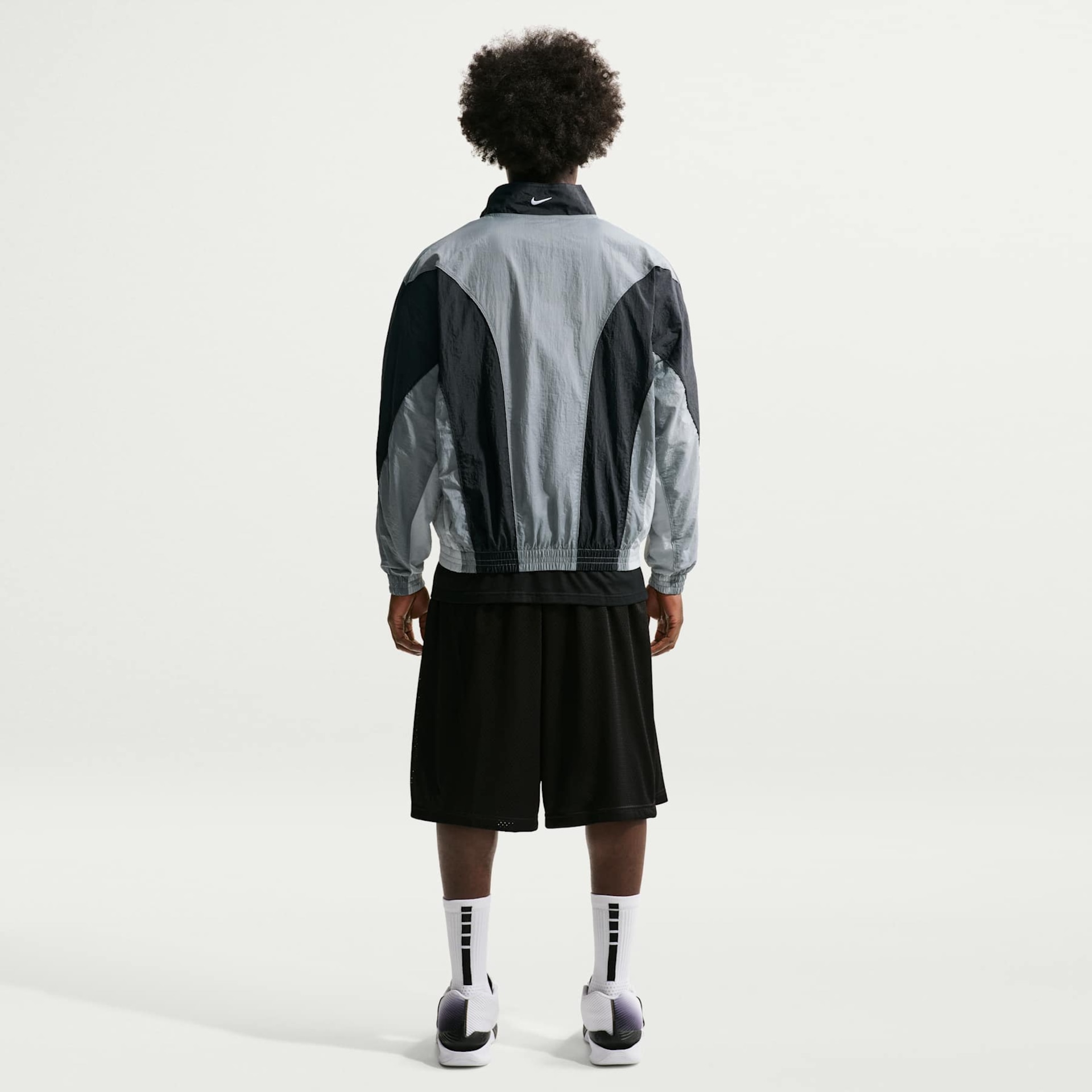 Jaqueta Dri-FIT Nike V&R Masculina - Foto 5