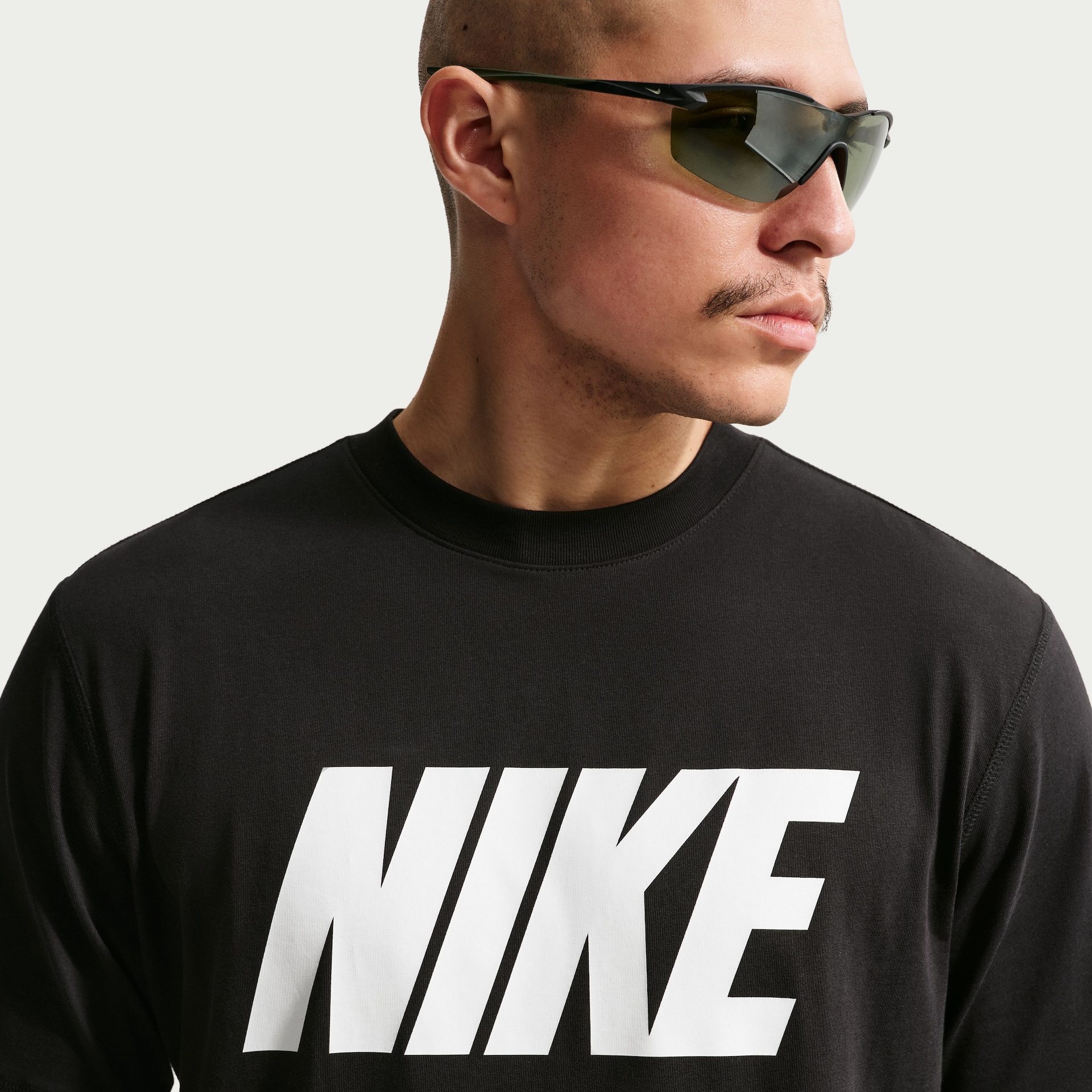 Camiseta Nike Club Varsity Lifestyle Masculina - Foto 2