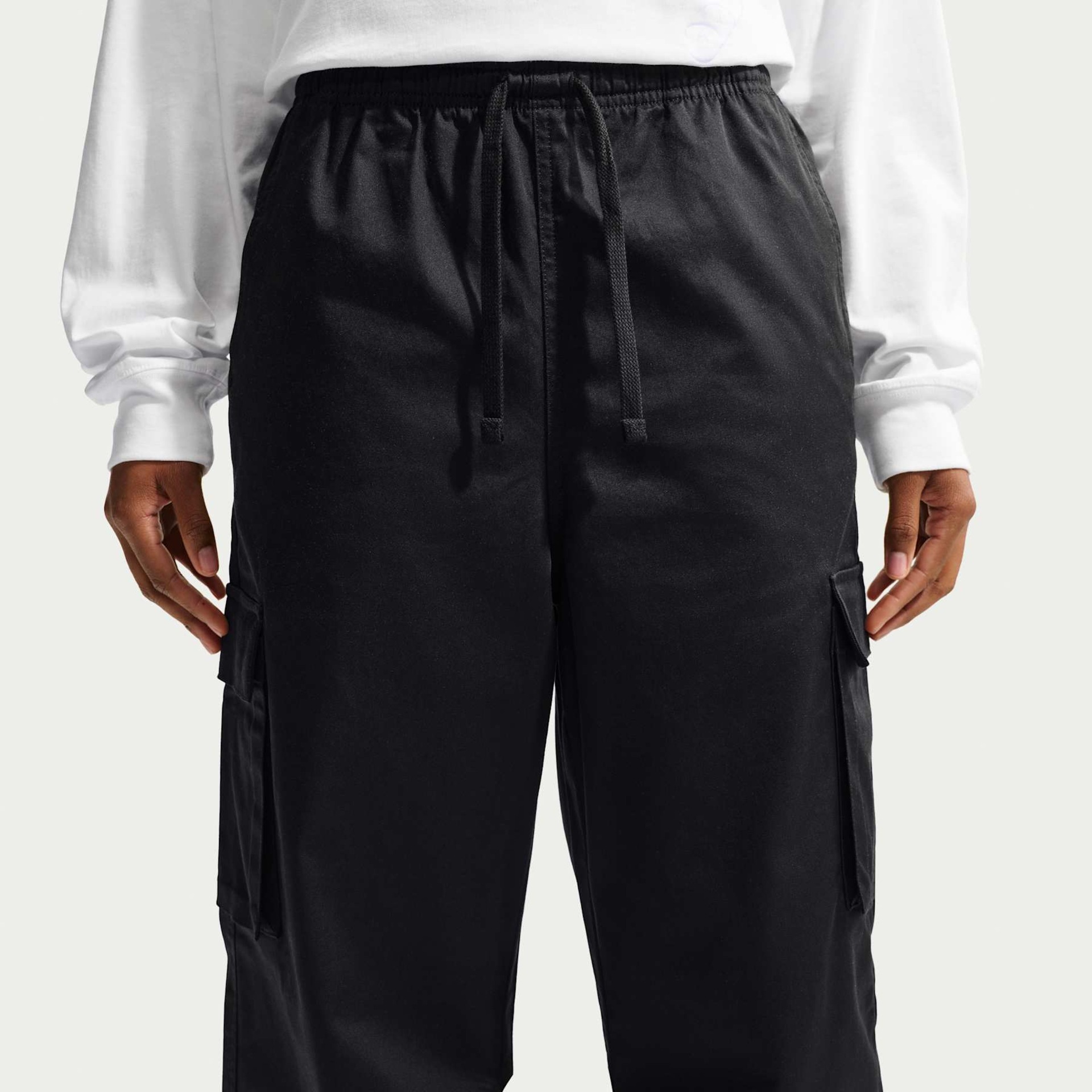 Calça Nike Street Utility Woven Cargo Feminina - Foto 2