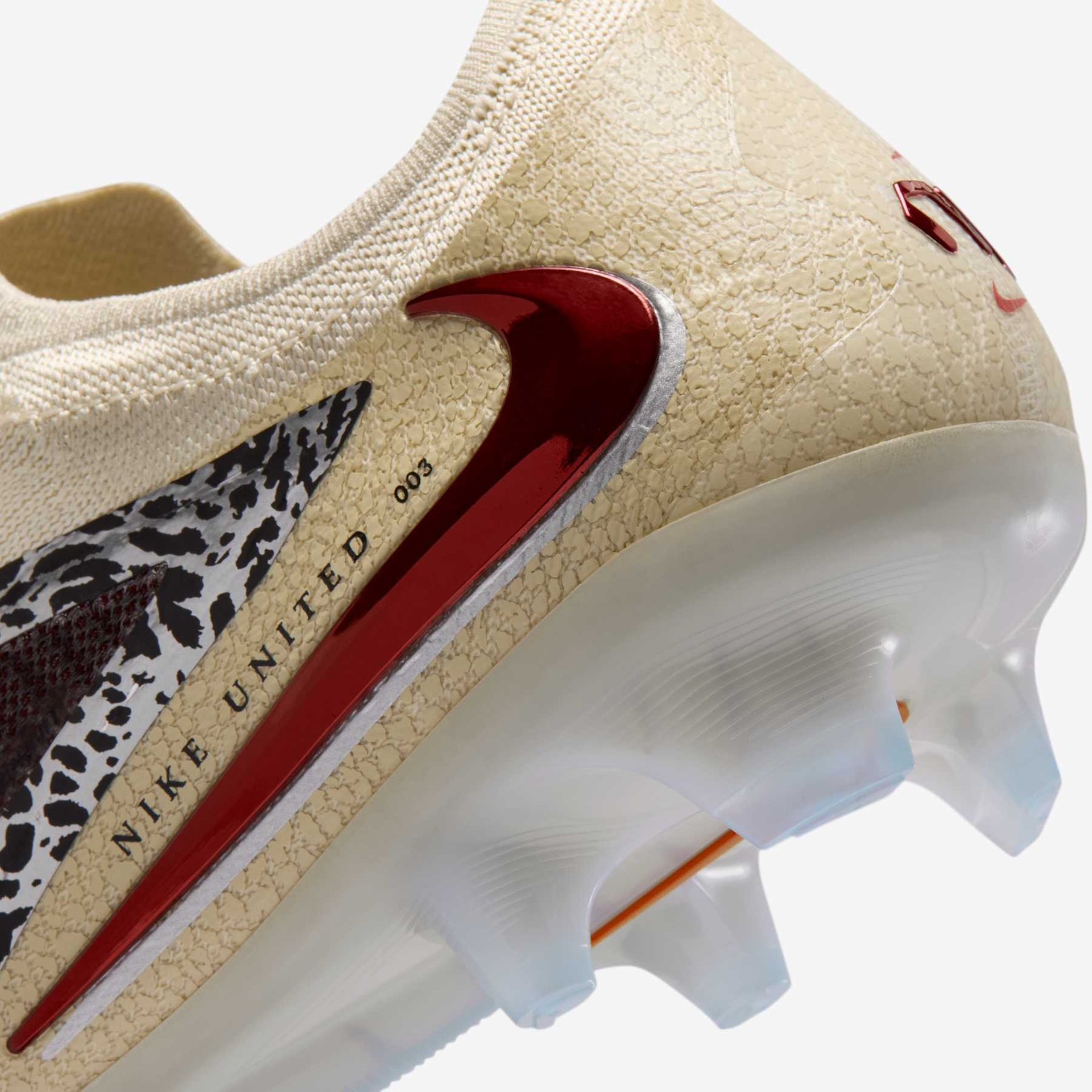 Chuteira Campo Nike Phantom 6 Elite Low - Foto 9