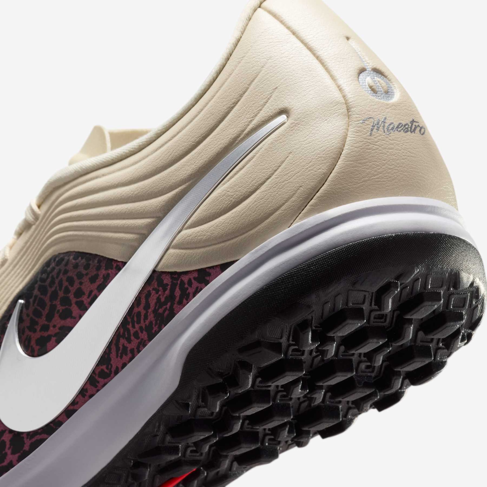 Chuteira Society Nike Tiempo Maestro Academy - Foto 8