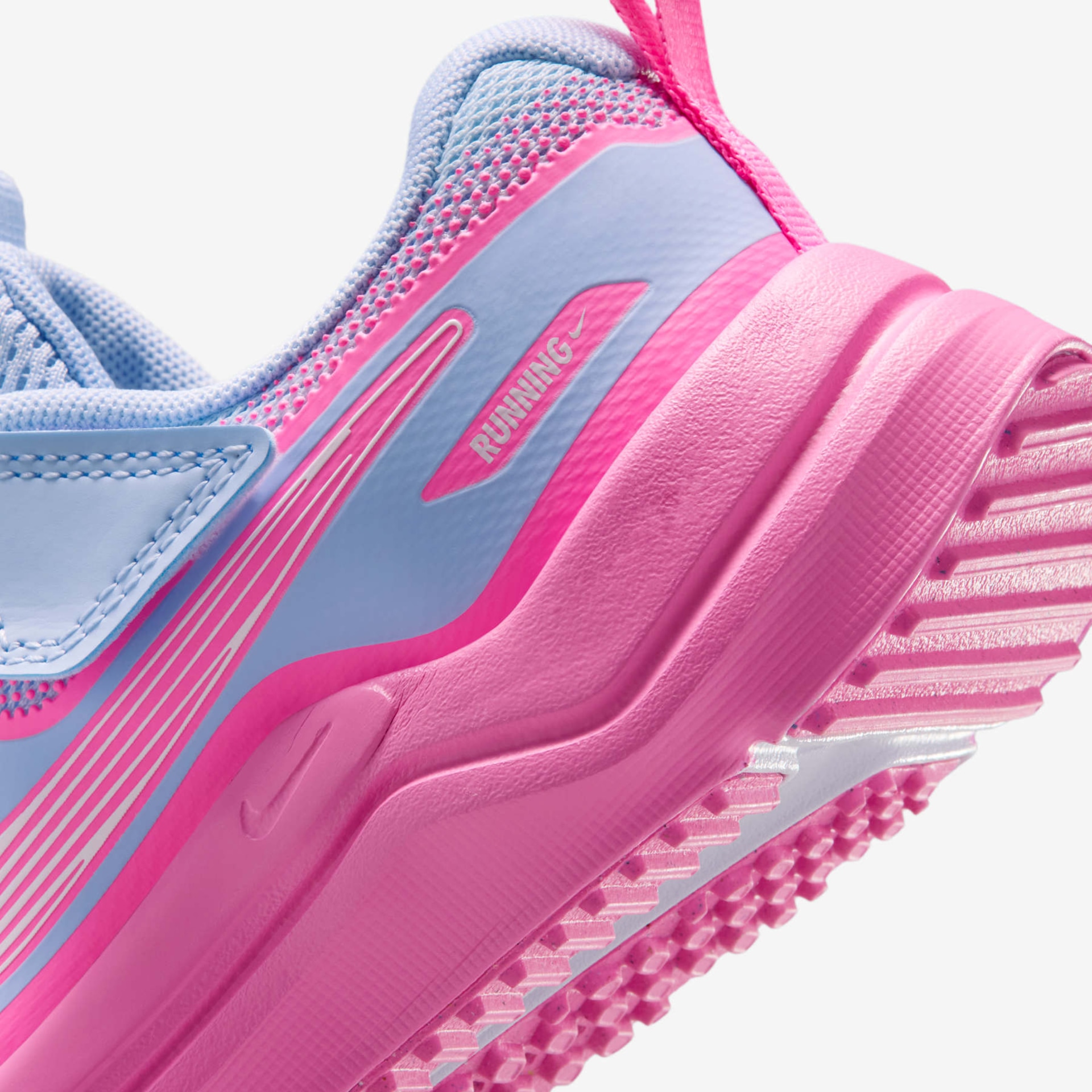 Tênis Nike Cosmic Runner Swoosh Infantil - Foto 8