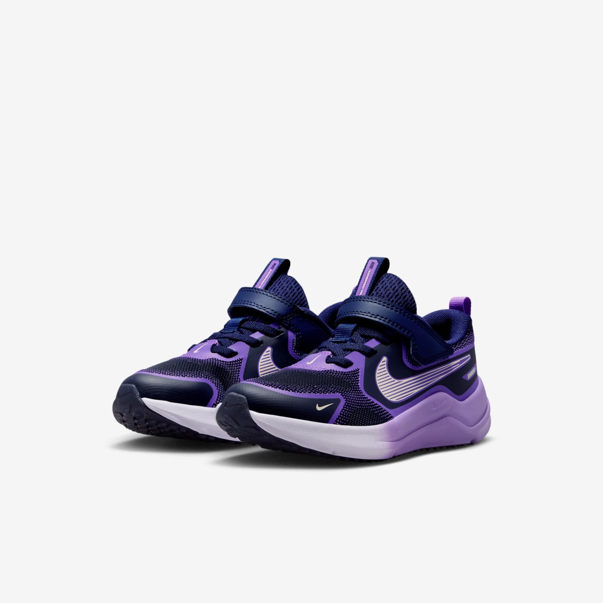 Tênis Nike Cosmic Runner Swoosh Infantil - Foto 5