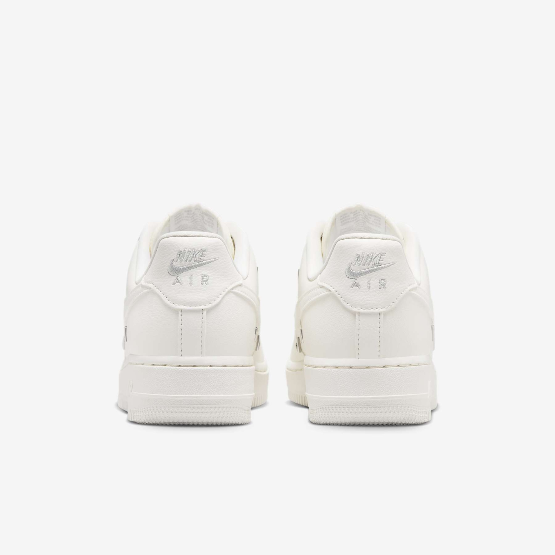 Tênis Nike Air Force 1 ’07 LV8 Feminino - Foto 6