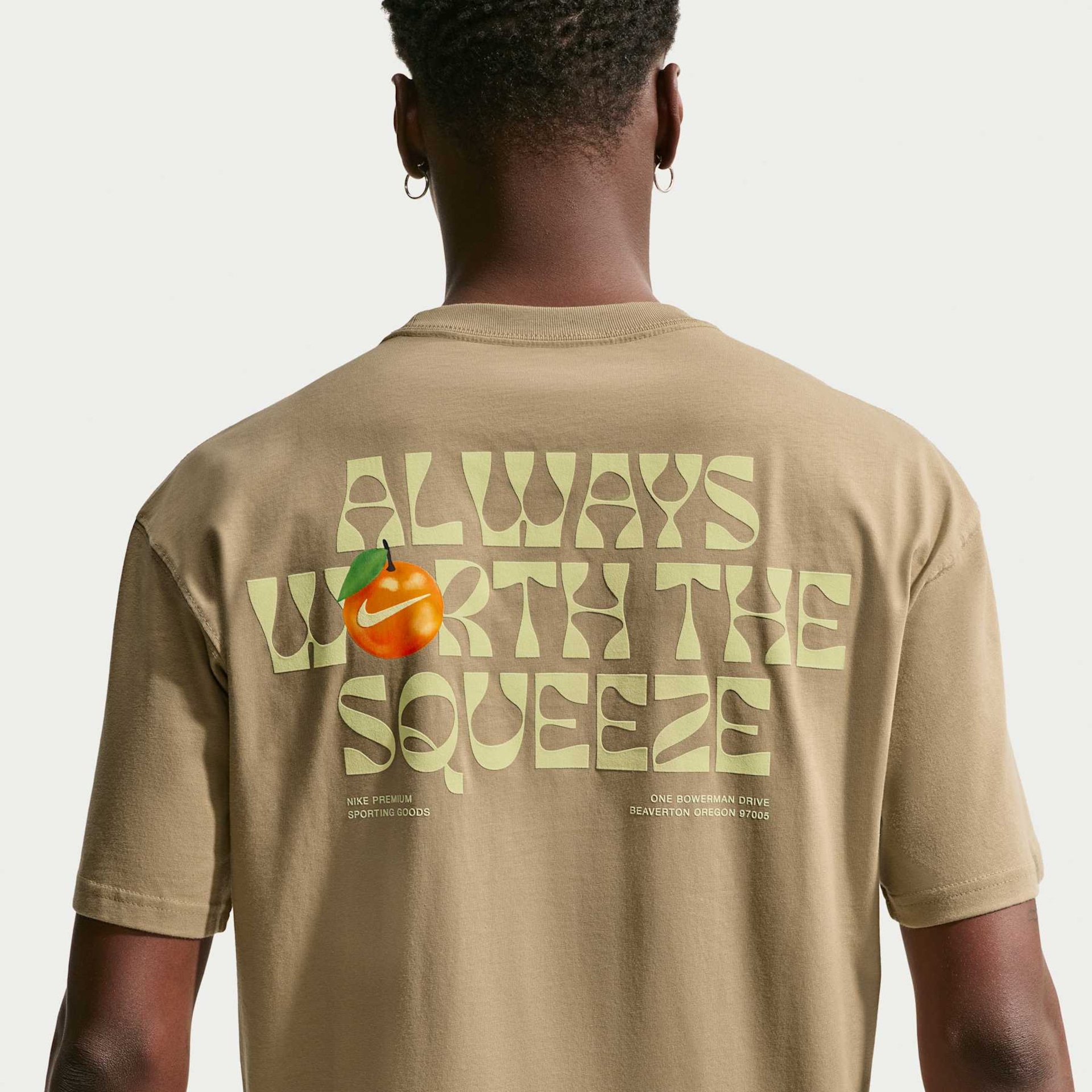 Camiseta Nike Sportswear Orange Unissex - Foto 2