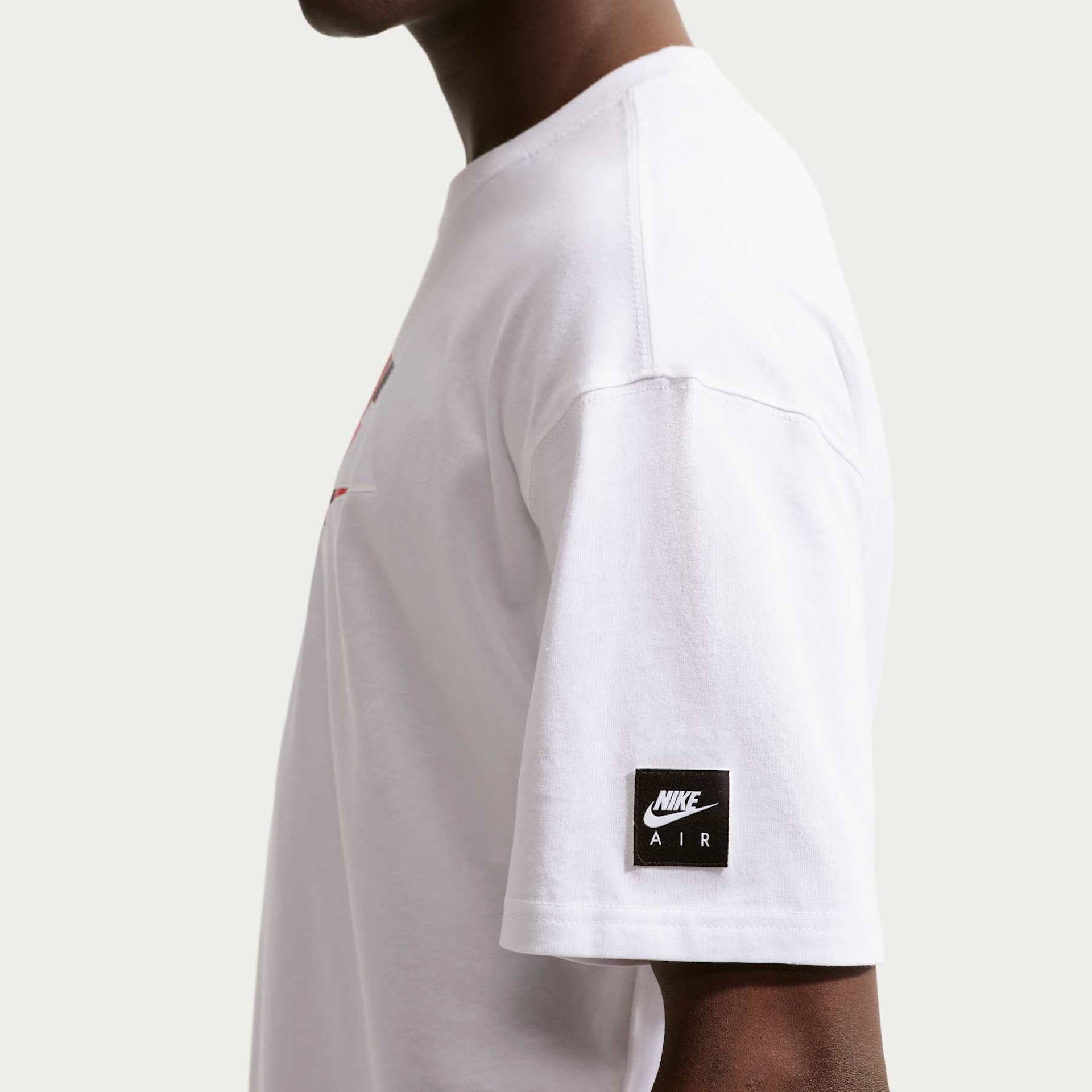 Camiseta Nike Sportswear Air AOP Unissex - Foto 2