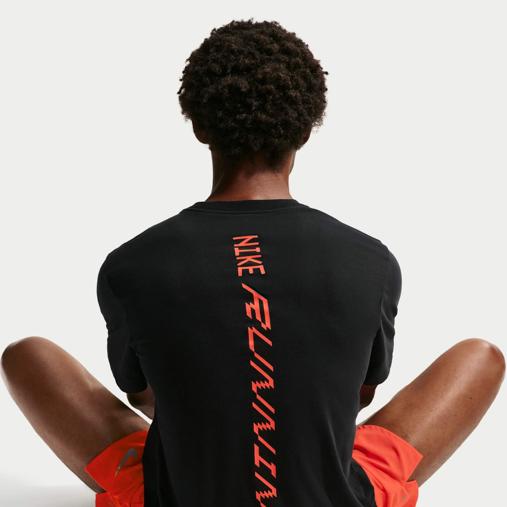 Camiseta Nike Aeroswift Running Masculina - Foto 2