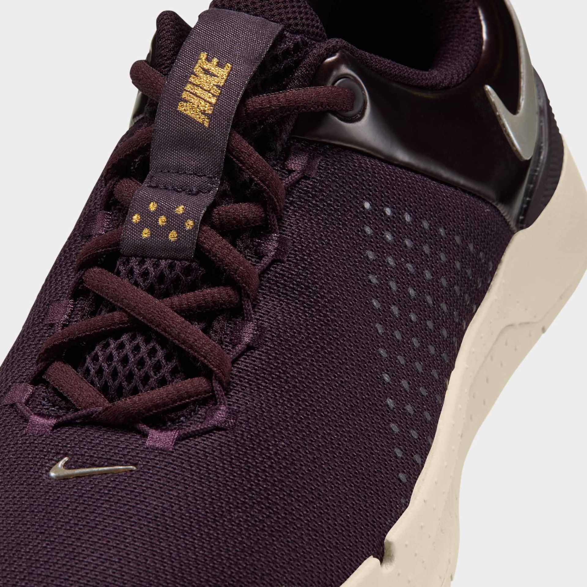 Tênis Nike MC Trainer 4 Feminino - Foto 7