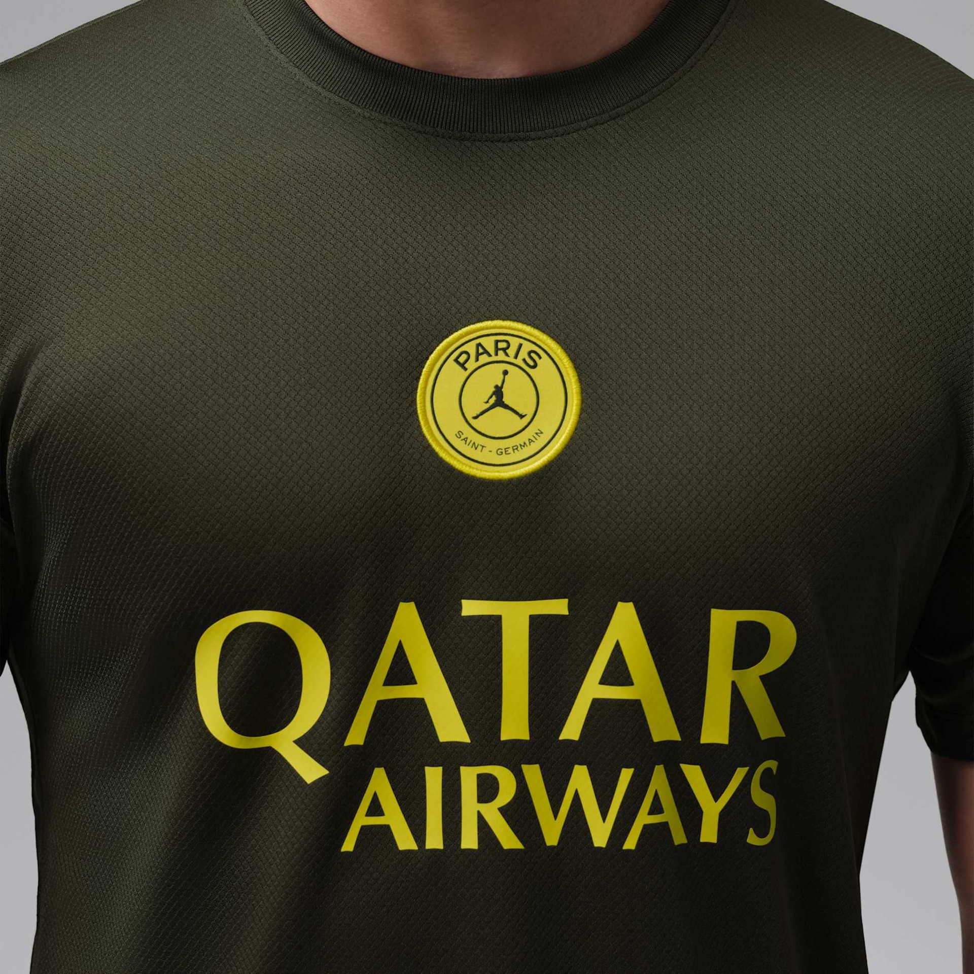 Camiseta Paris Saint-Germain Nike Strike Masculina - Foto 4