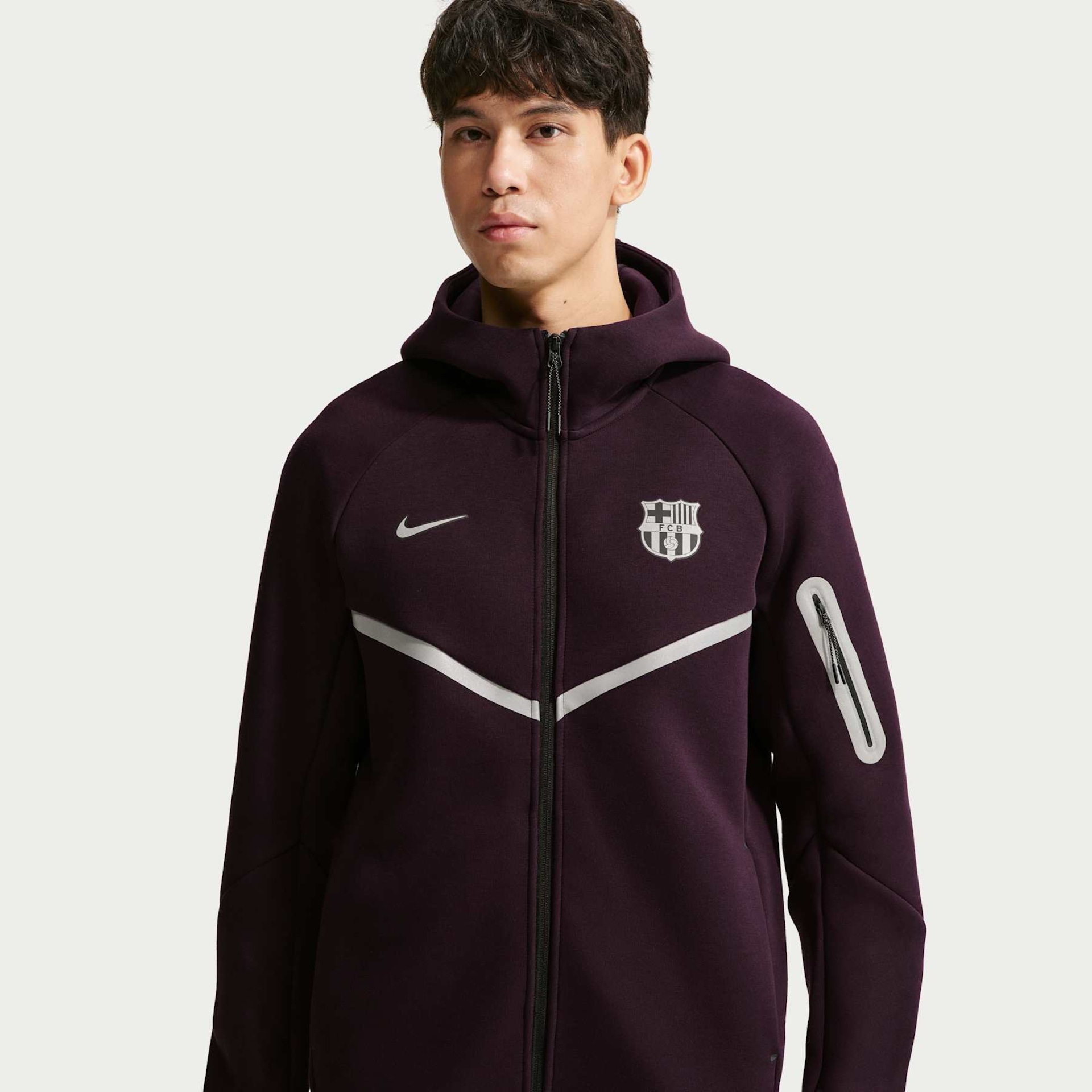 Jaqueta Barcelona Nike Tech Fleece Windrunner Masculina - Foto 1