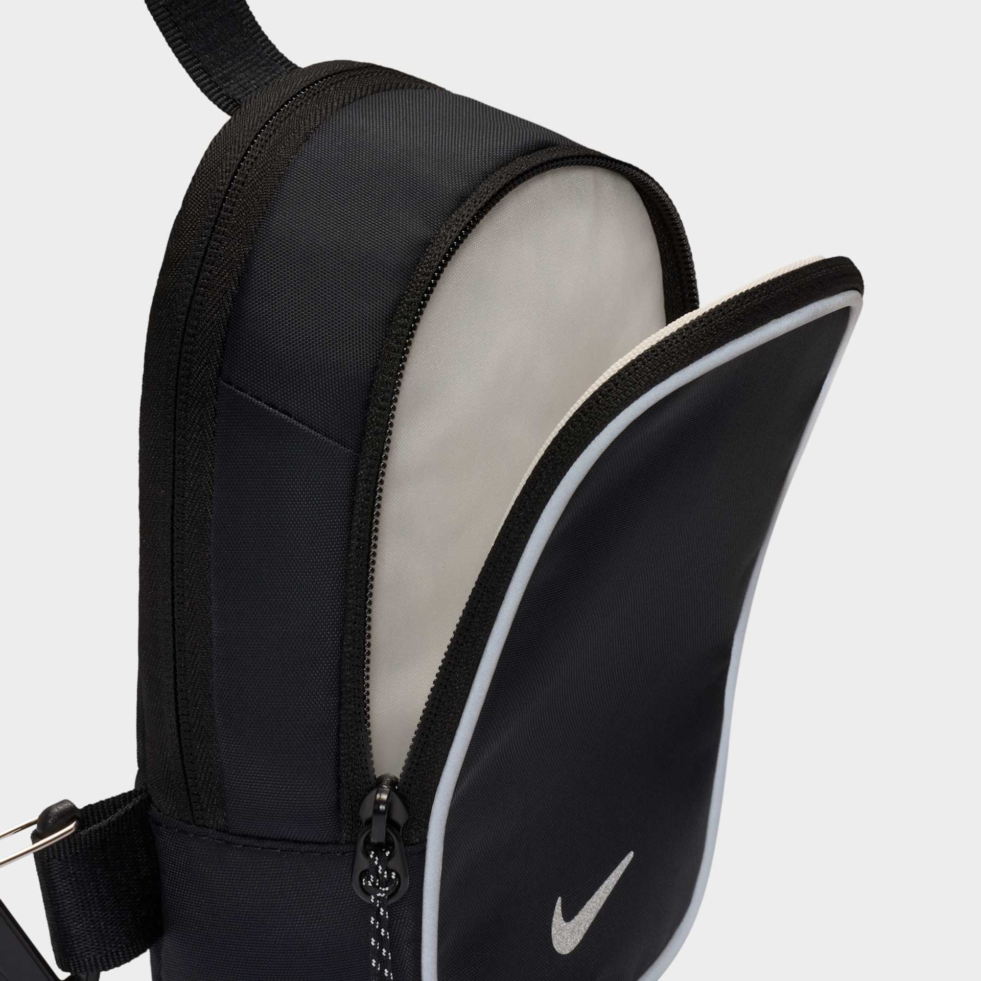 Bolsa Transversal Nike Sportswear Commute Reflective Unissex - Foto 5