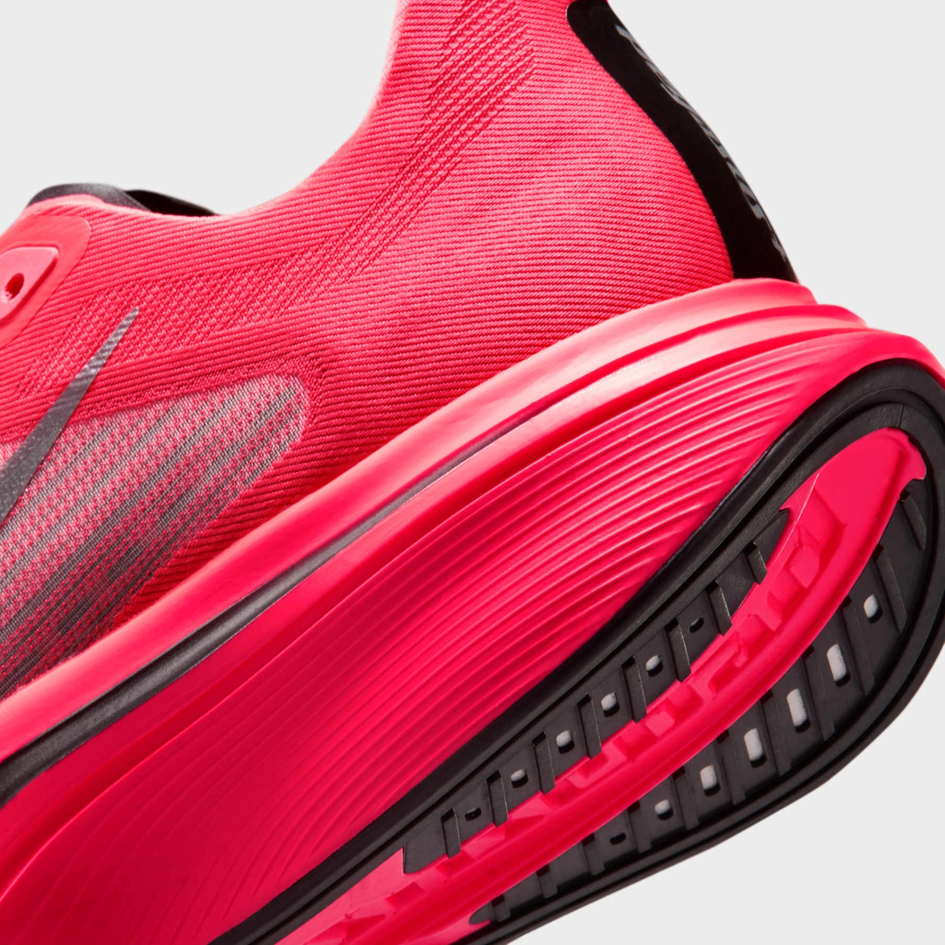 Tênis Nike Pegasus Plus 2 Feminino - Foto 8
