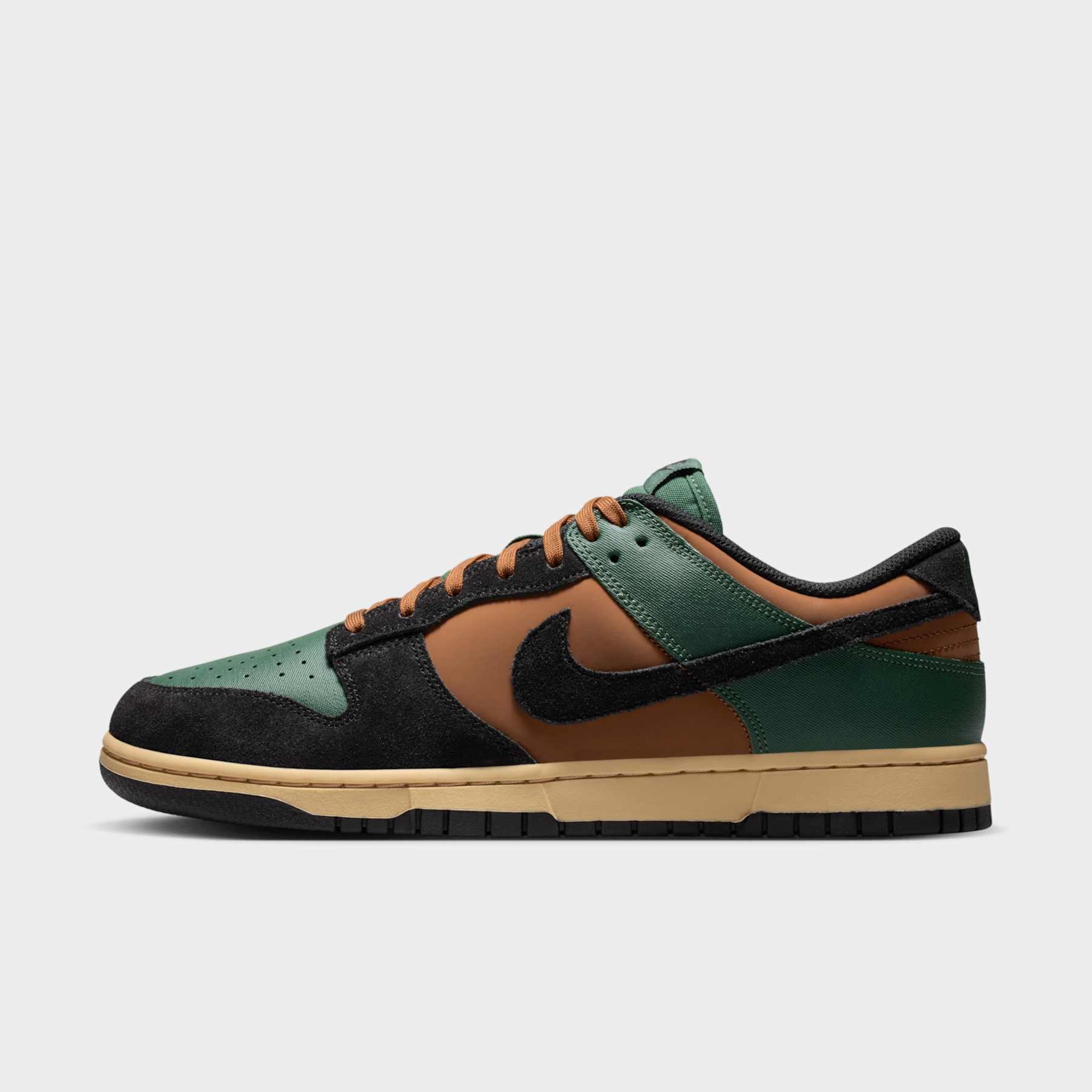 Imagem principal de Tênis Nike Dunk Low Retro Dimension Masculino