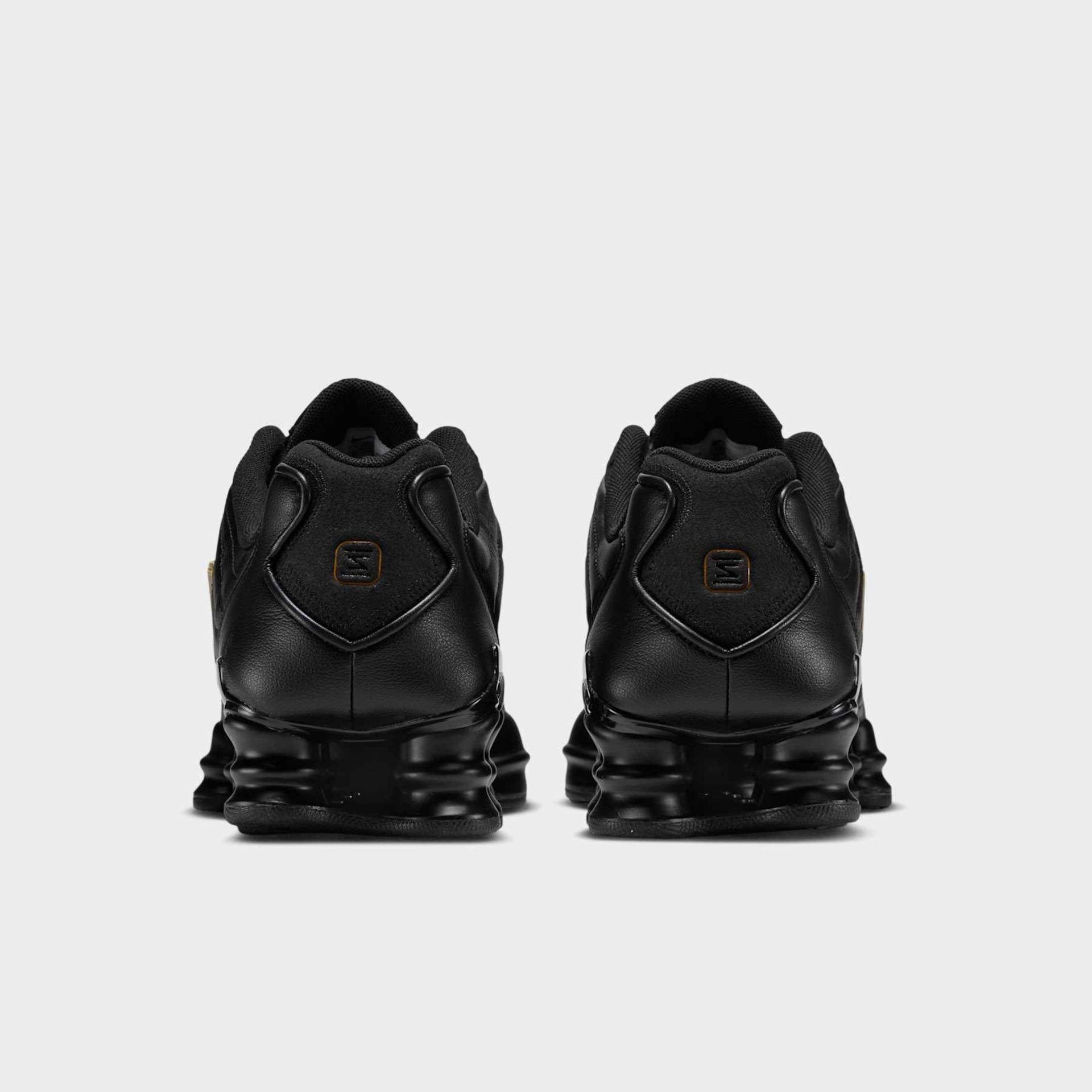 Tênis Nike Shox TL SE Feminino - Foto 6