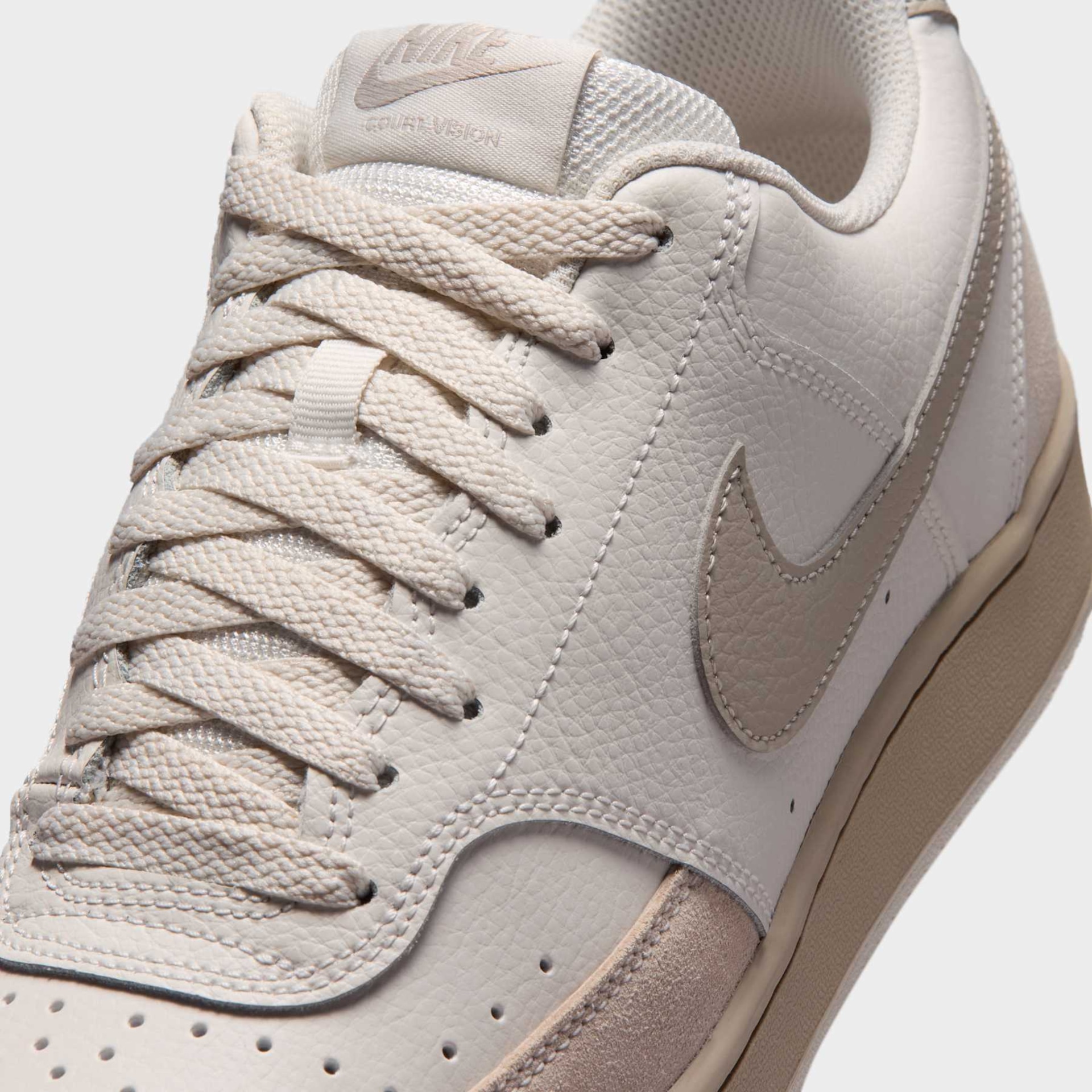Tênis Nike Court Vision Low Suede Masculino - Foto 7