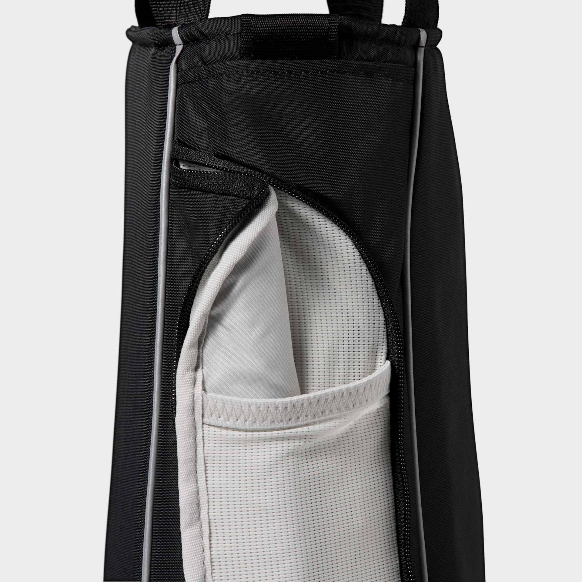 Bolsa Nike Sportswear Commute Tote Reflective Unissex - Foto 7