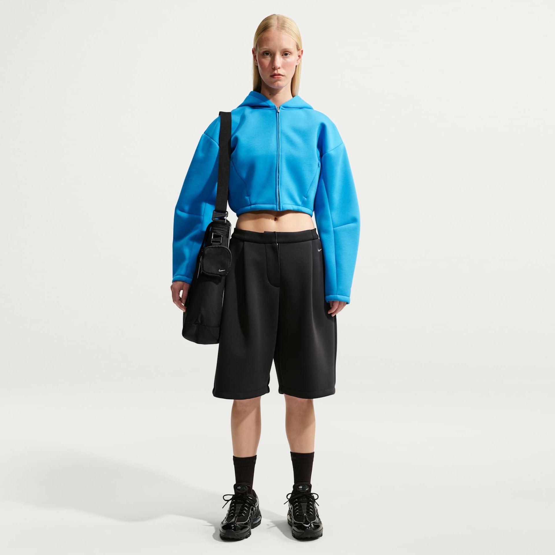 Bolsa Nike Sportswear Commute Tote Reflective Unissex - Foto 10