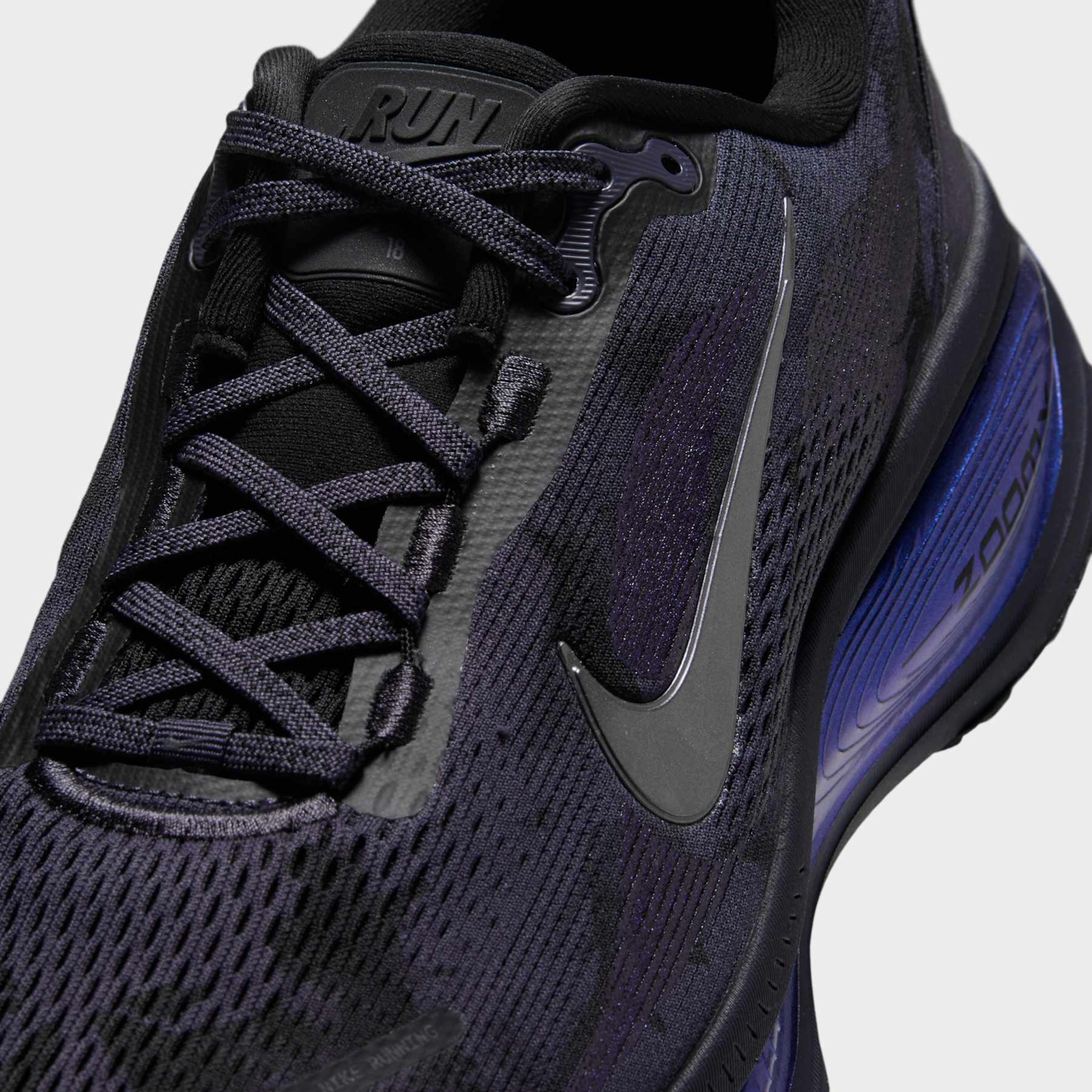 Tênis Nike Vomero 18 Masculino - Foto 7