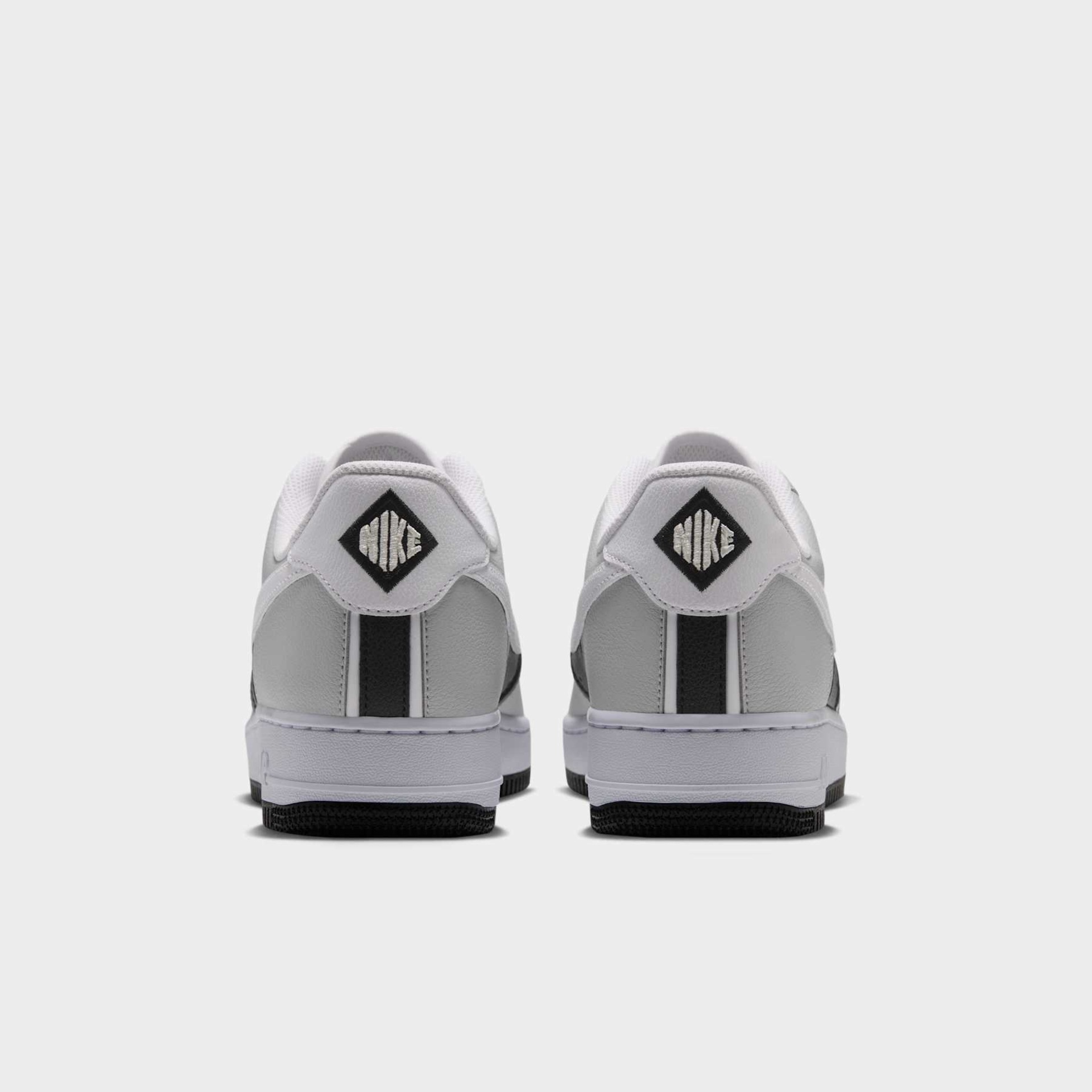 Tênis Nike Air Force 1 '07 LV8 Sport Masculino - Foto 6